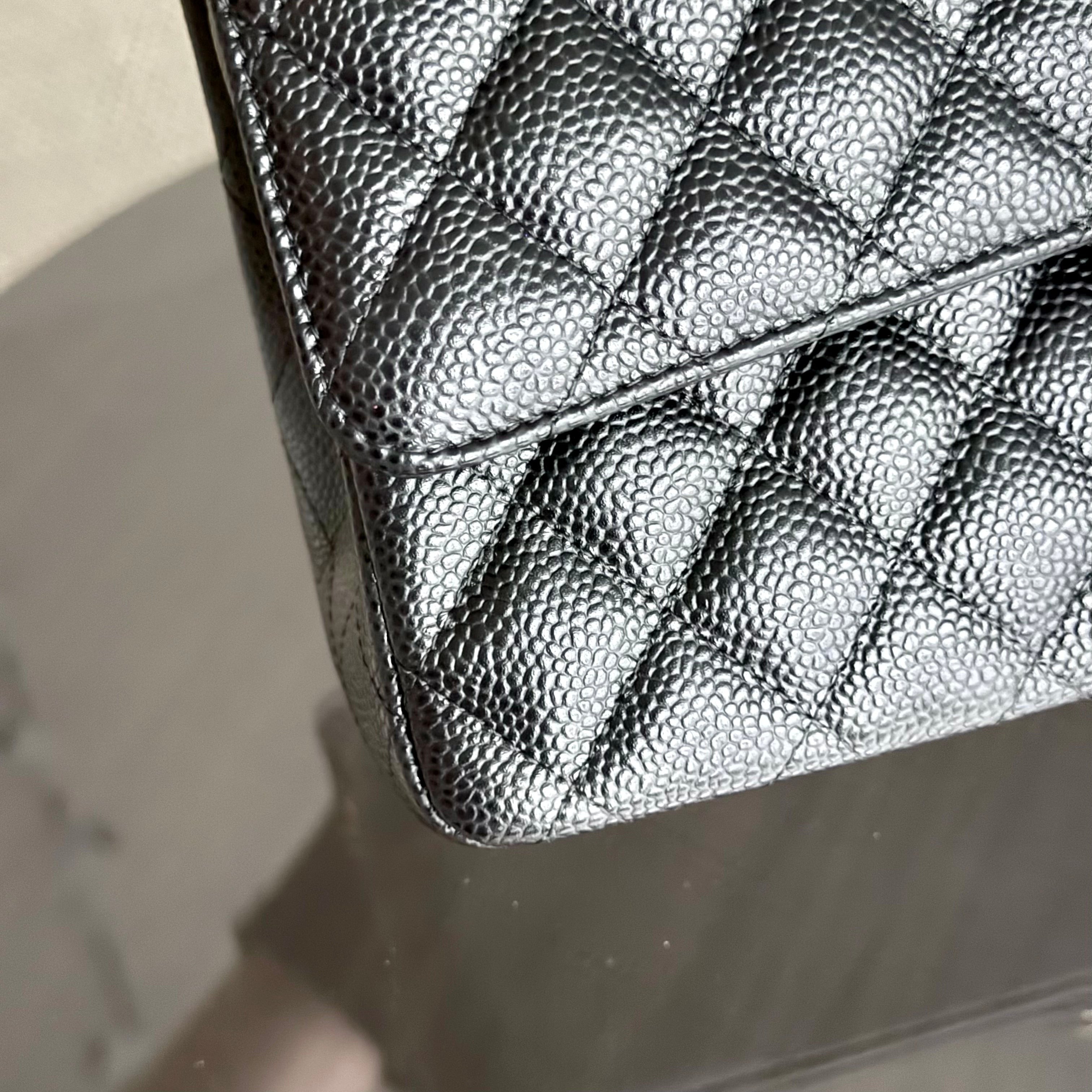 Chanel Classic Flap Medium - Caviar 25CM Quilted Black Gold Hardware Series 30