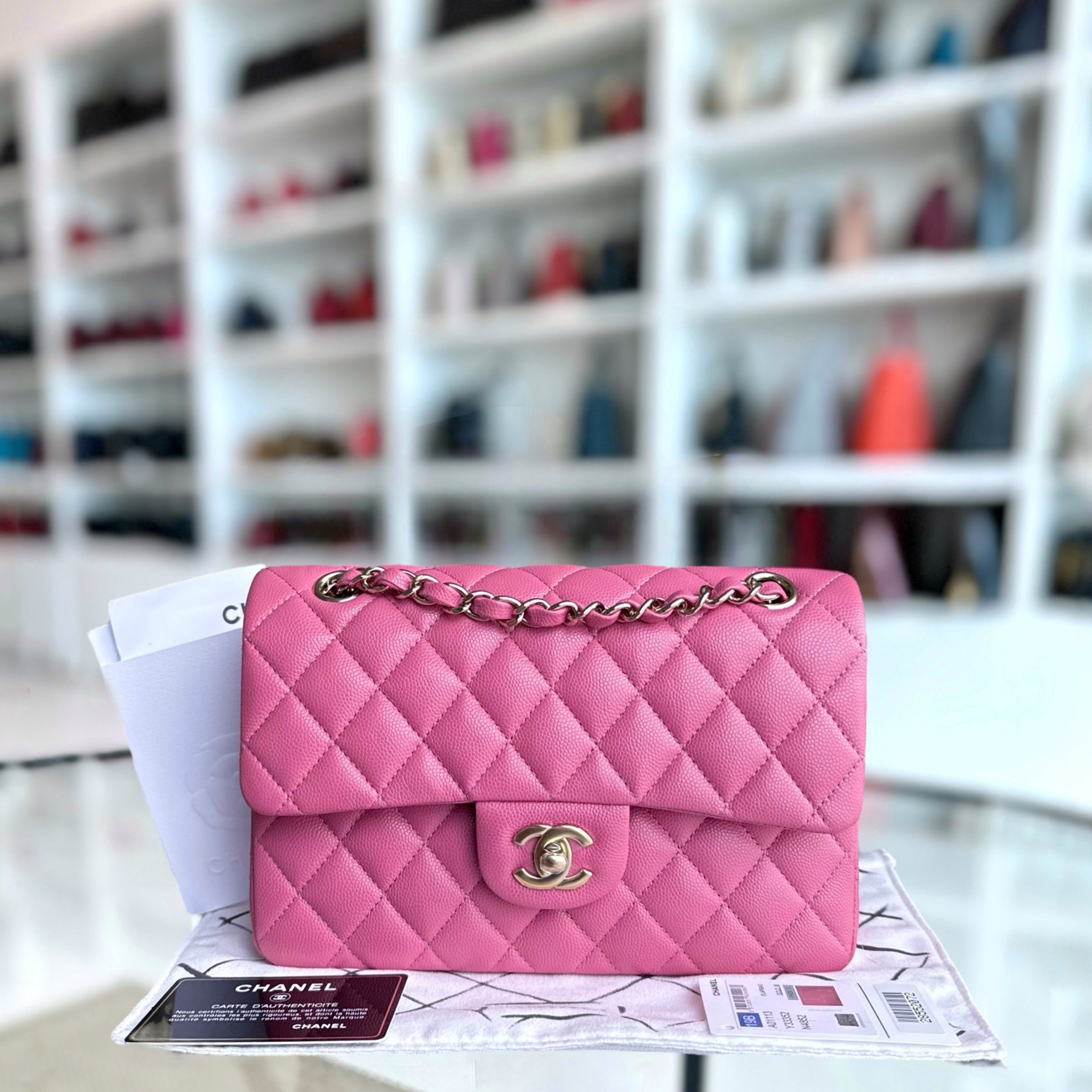 Chanel Classic Flap Small - Caviar 23CM Quilted Grained Calfskin Pink Gold Hardware Series 28