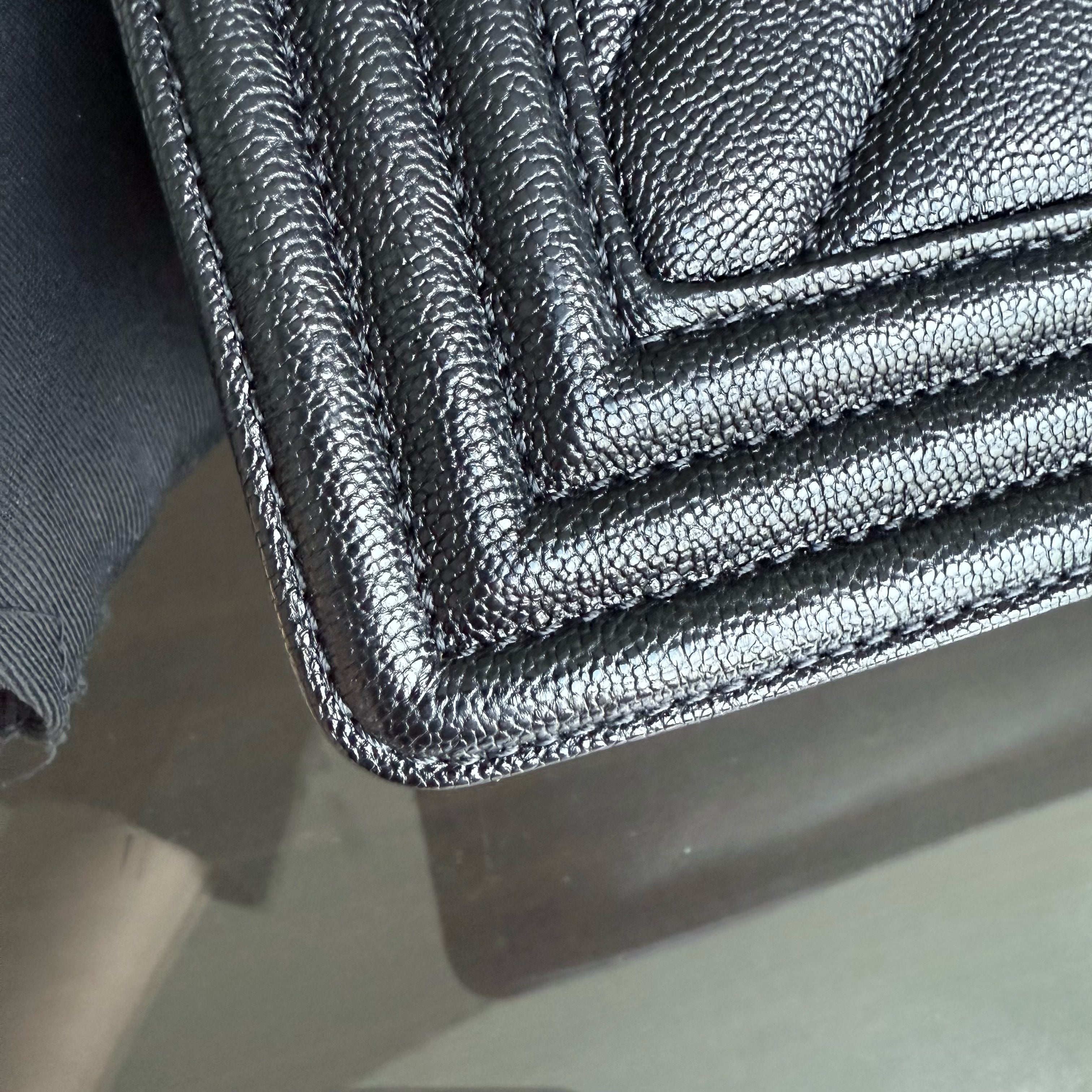 Chanel Boy Small - Caviar 20CM Chevron Black Gold Hardware Series 27