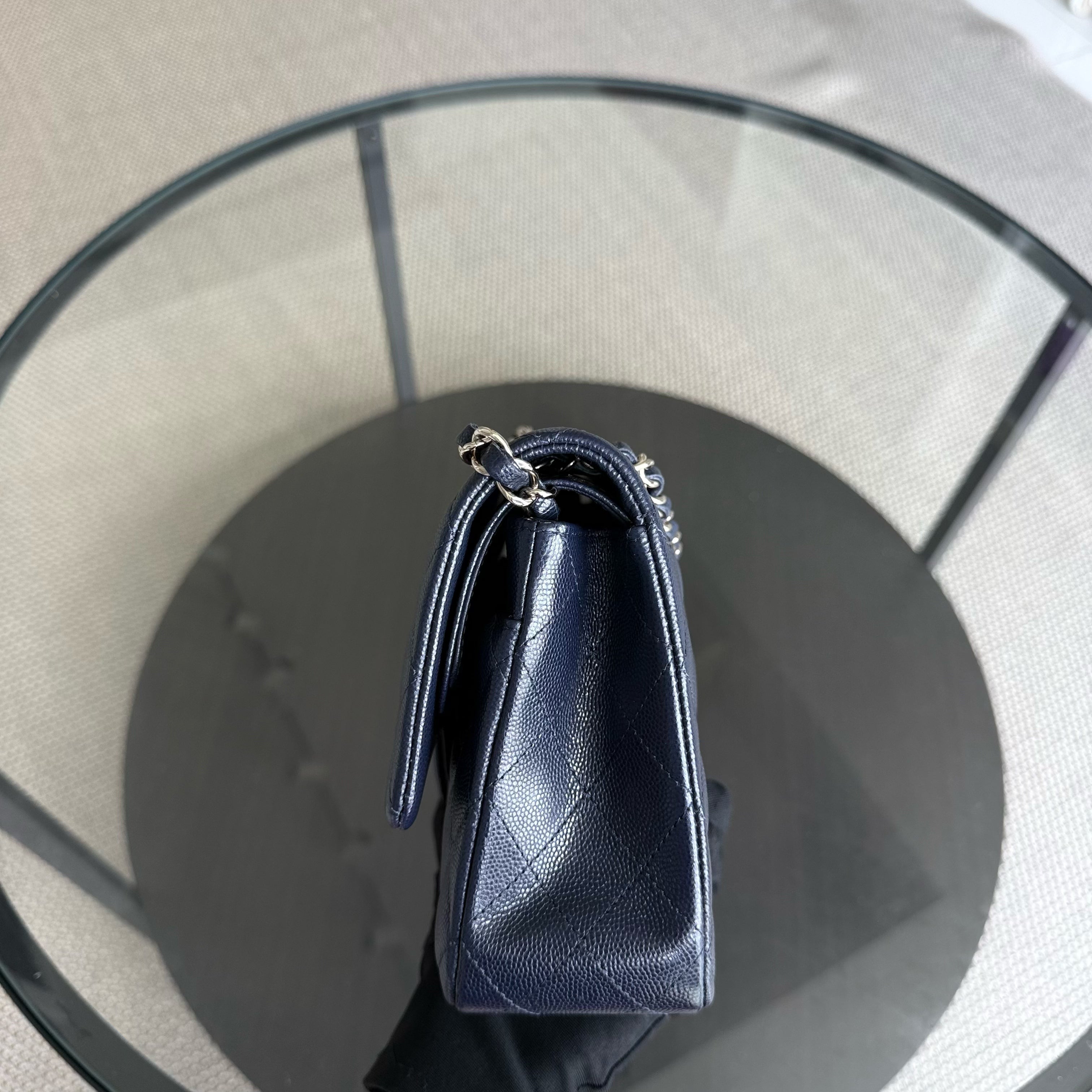 Chanel Classic Flap Medium - Caviar 25CM Quilted Midnight Blue Gold Hardware Series 31