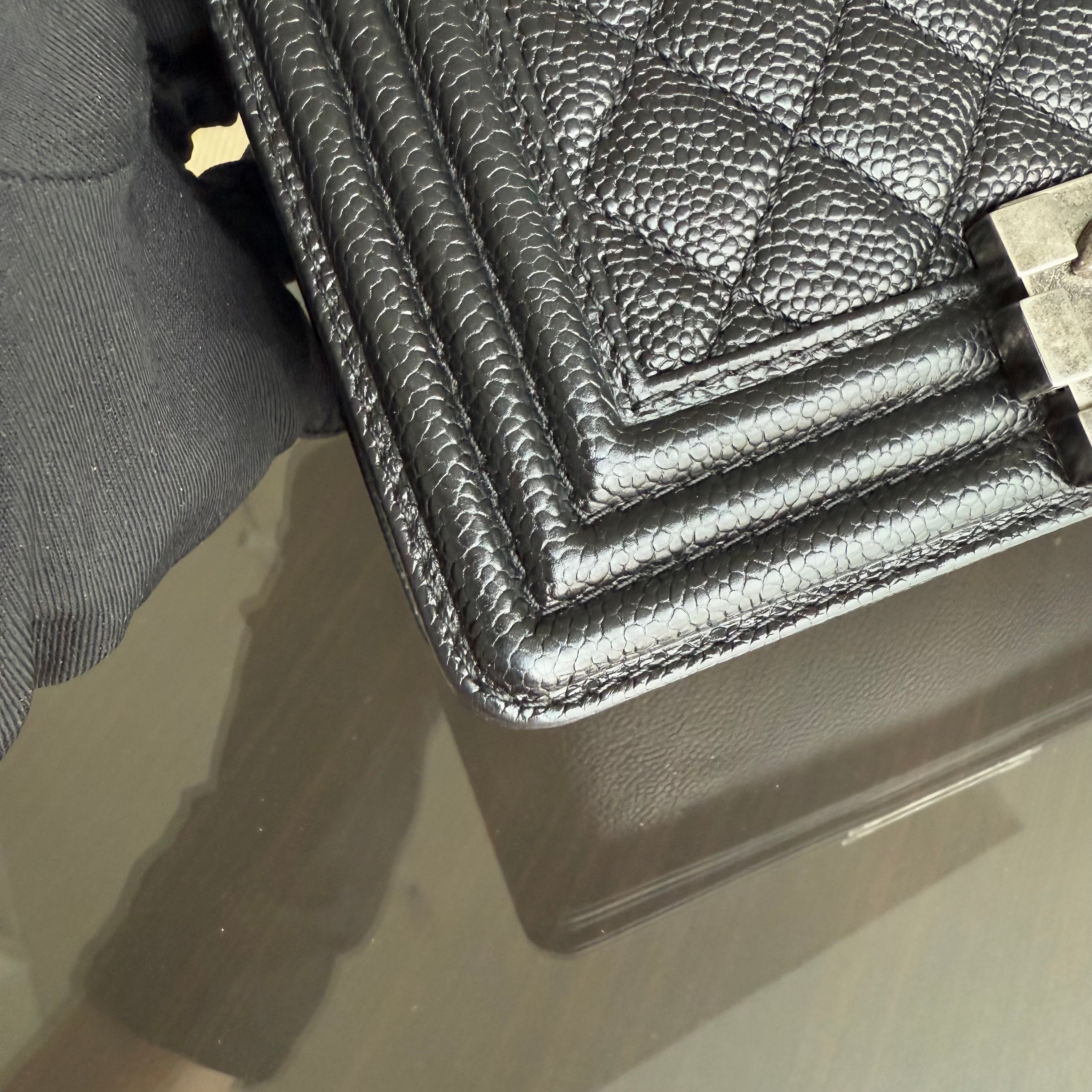 Chanel Boy Small - Caviar 20CM Quilted Black Ruthenium Silver Hardware Series 23