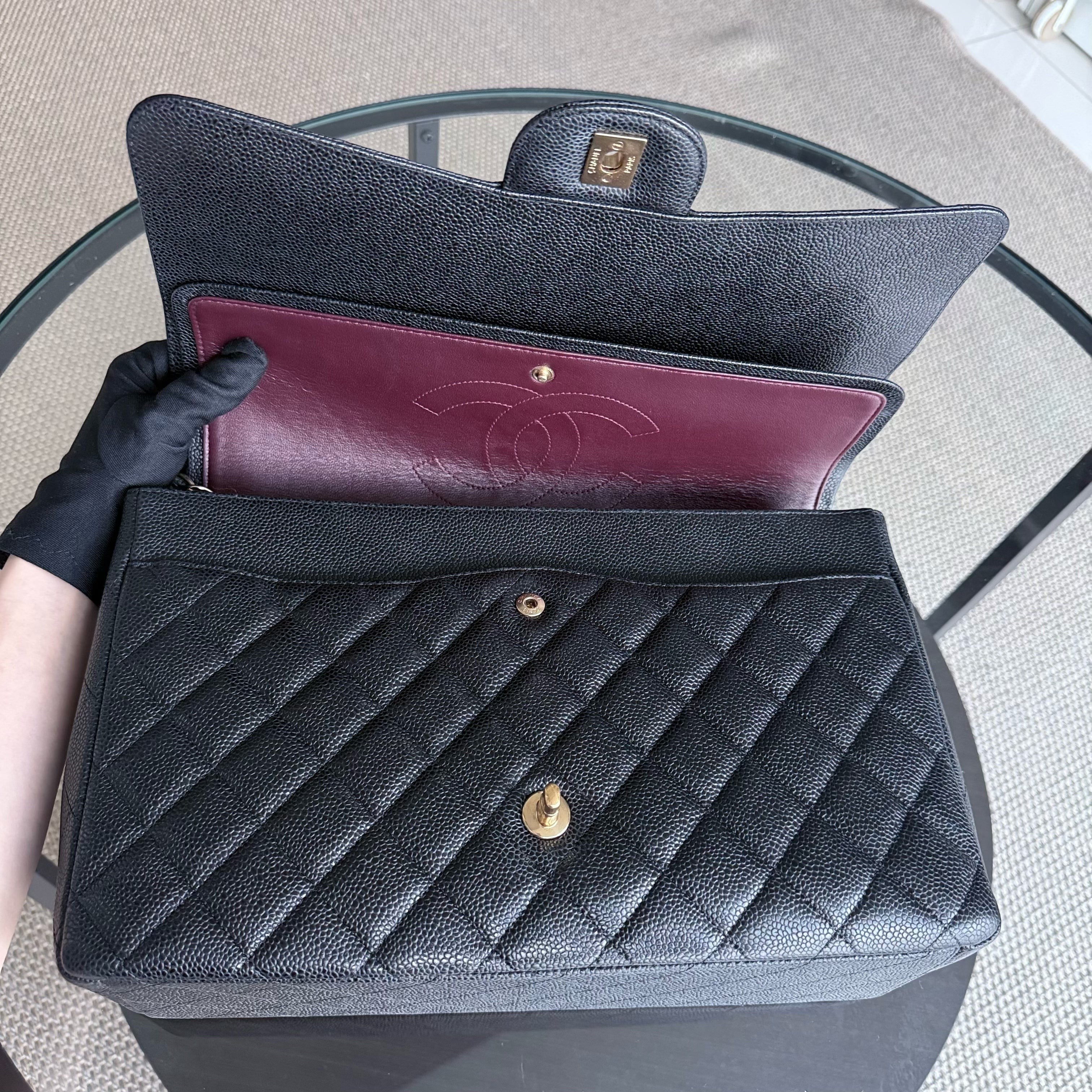 Chanel Classic Flap Maxi - Caviar Double Flap 33CM Quilted Black Gold Hardware