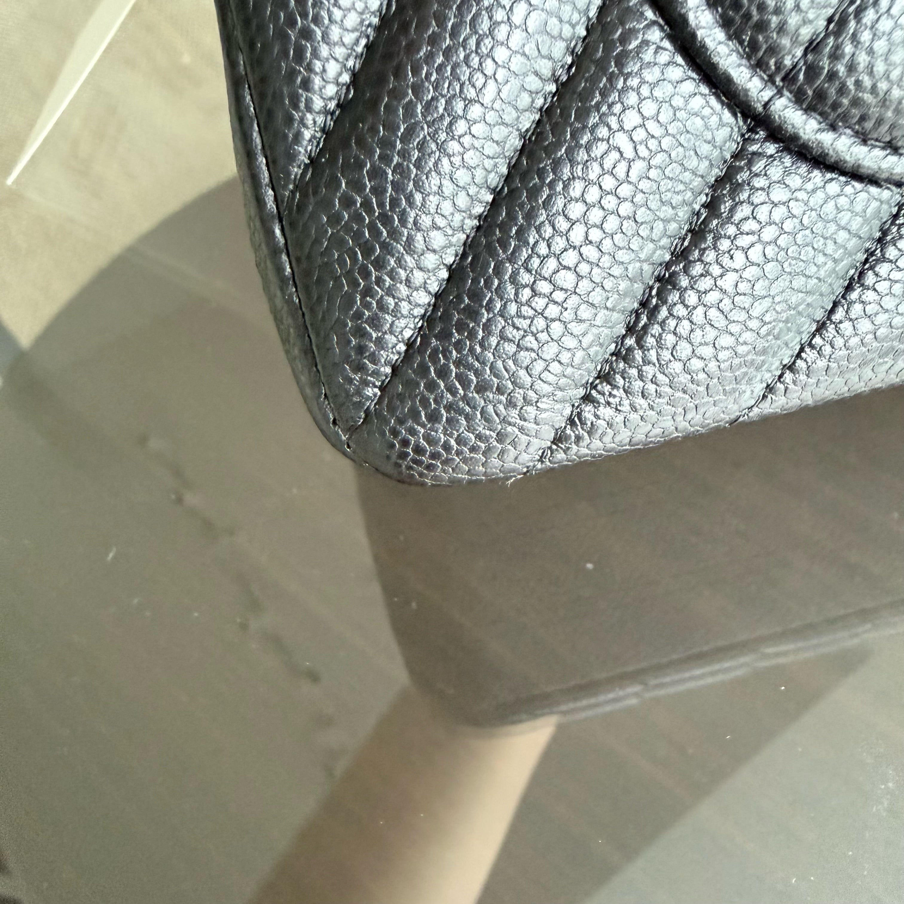 Chanel Classic Flap Small - Caviar 23CM Chevron Black Gold Hardware Series 30