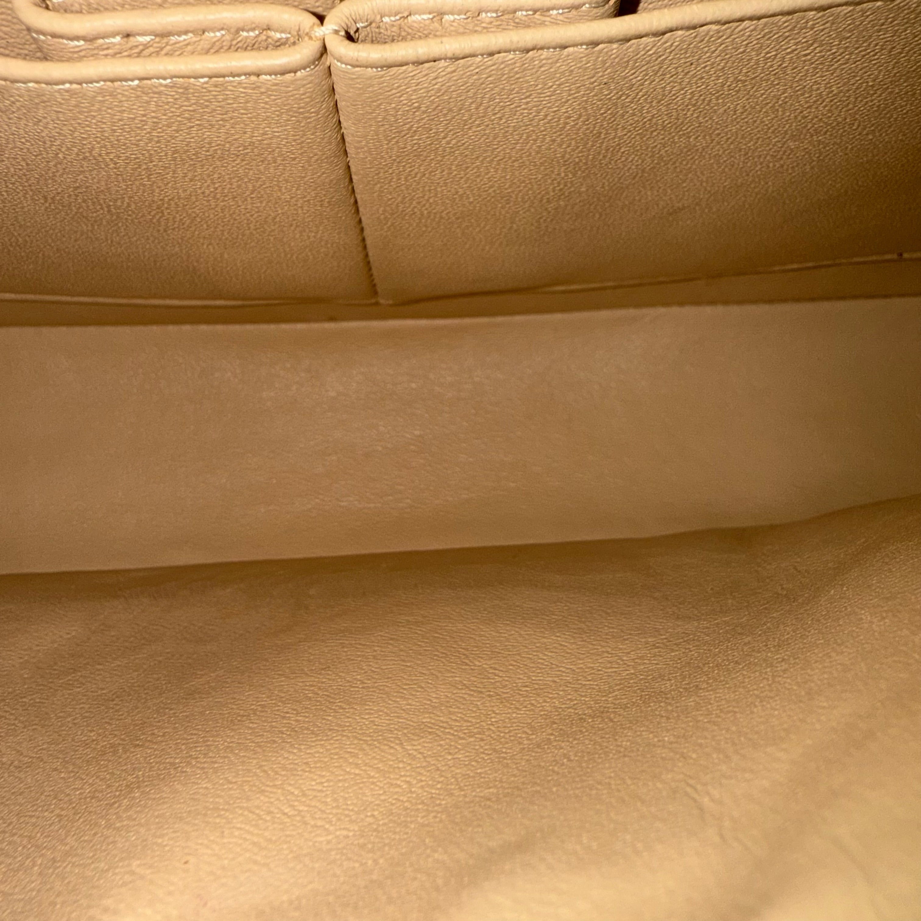 Chanel Classic Flap Medium - Caviar 25CM Quilted Grained Calfskin Beige Gold Hardware Series 16