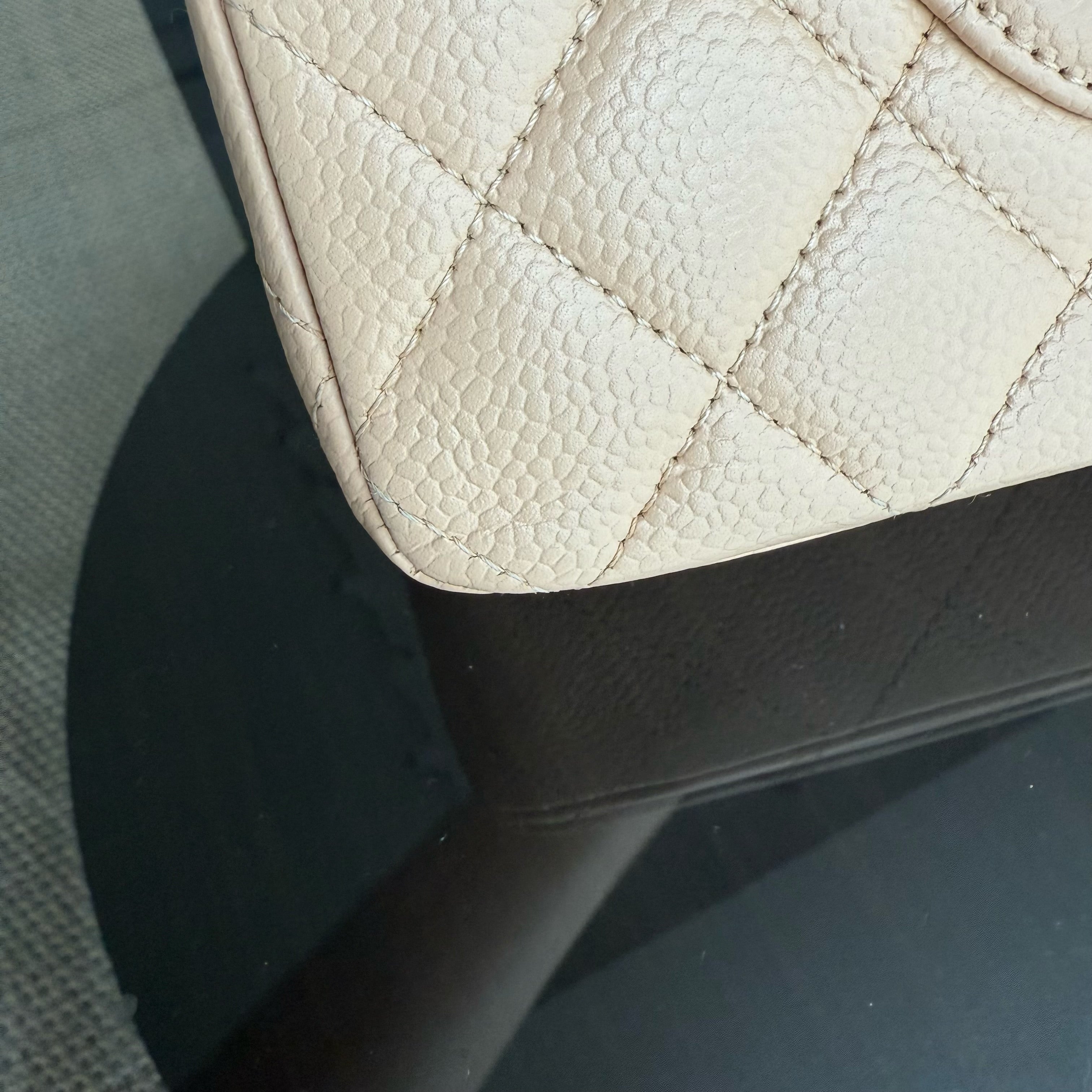 Chanel Classic Flap Medium - Caviar 25CM Quilted Grained Calfskin Beige Gold Hardware Series 16