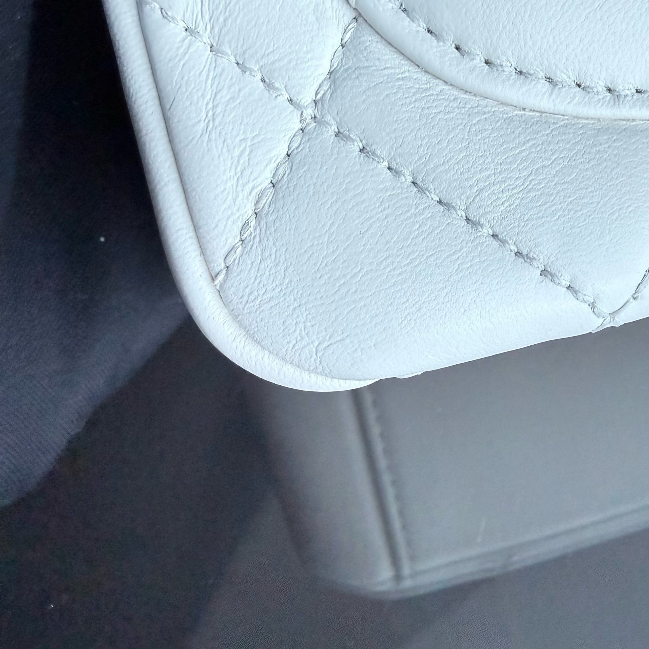 Chanel Classic Flap Mini Square - 17CM Quilted Lambskin White Gold Hardware Microchip