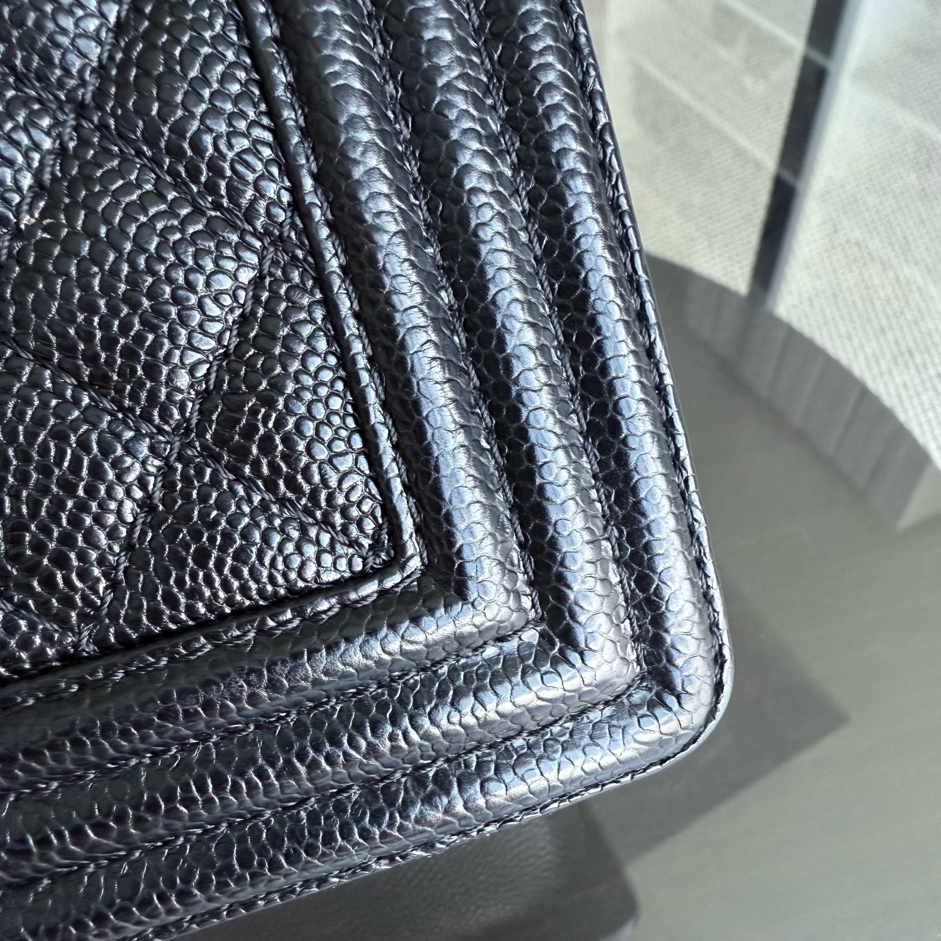 Chanel Boy Medium - Caviar 28CM New Medium Quilted Black Ruthenium Silver Hardware Series 19