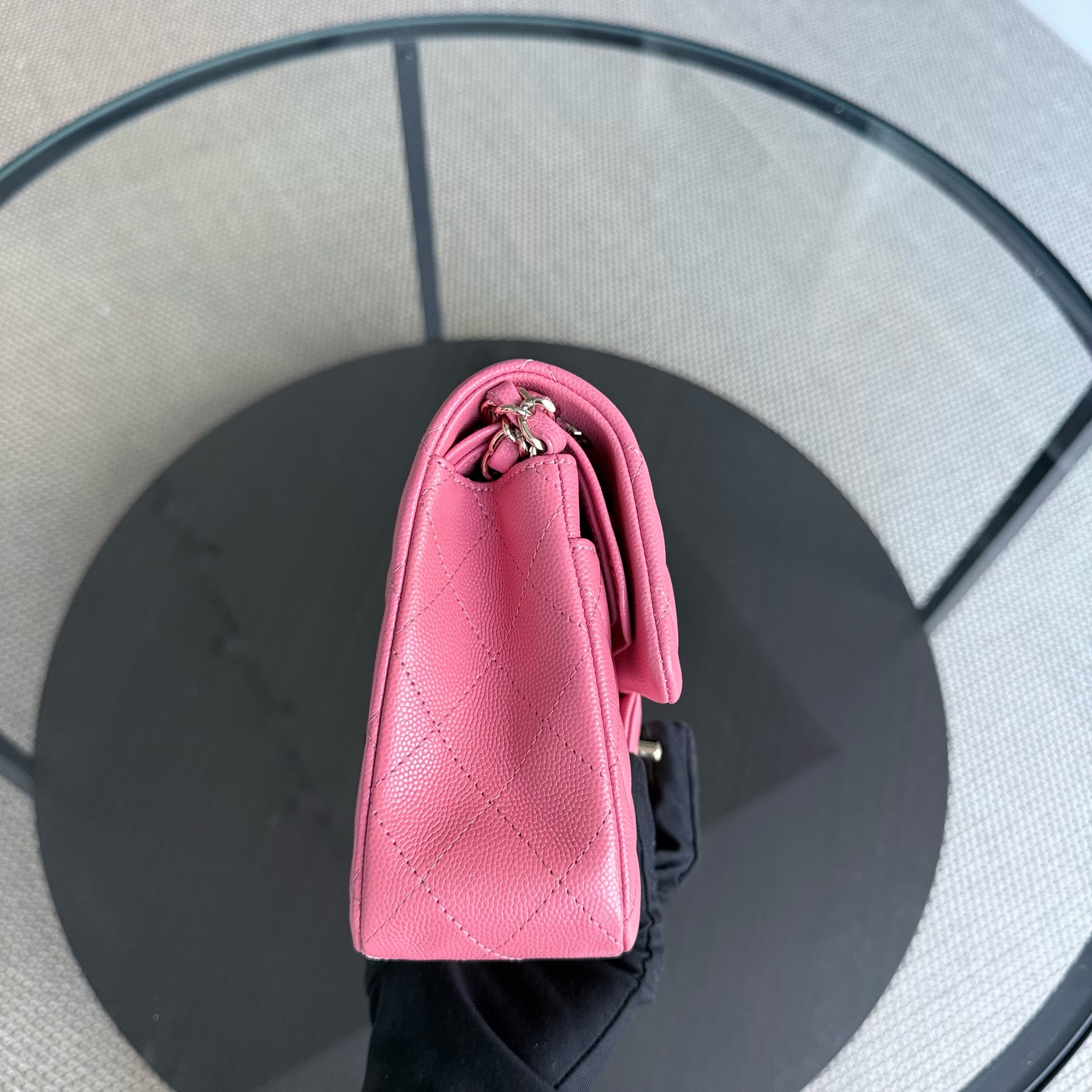 Chanel Classic Flap Small - Caviar 23CM Quilted Grained Calfskin Pink Gold Hardware Series 28