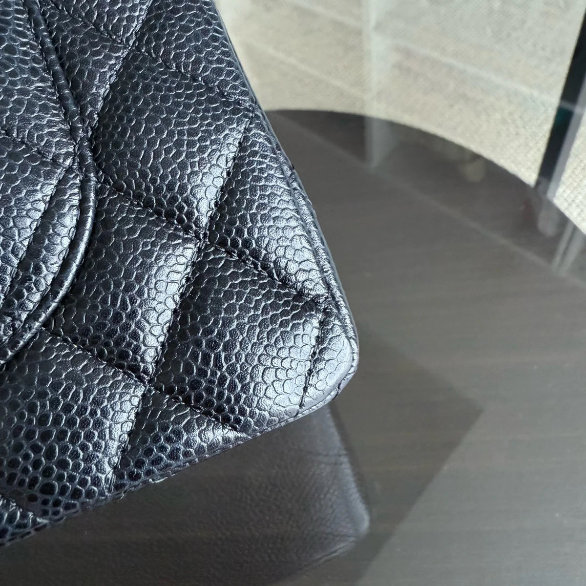 Chanel Classic Flap Small - Caviar 23CM Quilted Black Gold Hardware