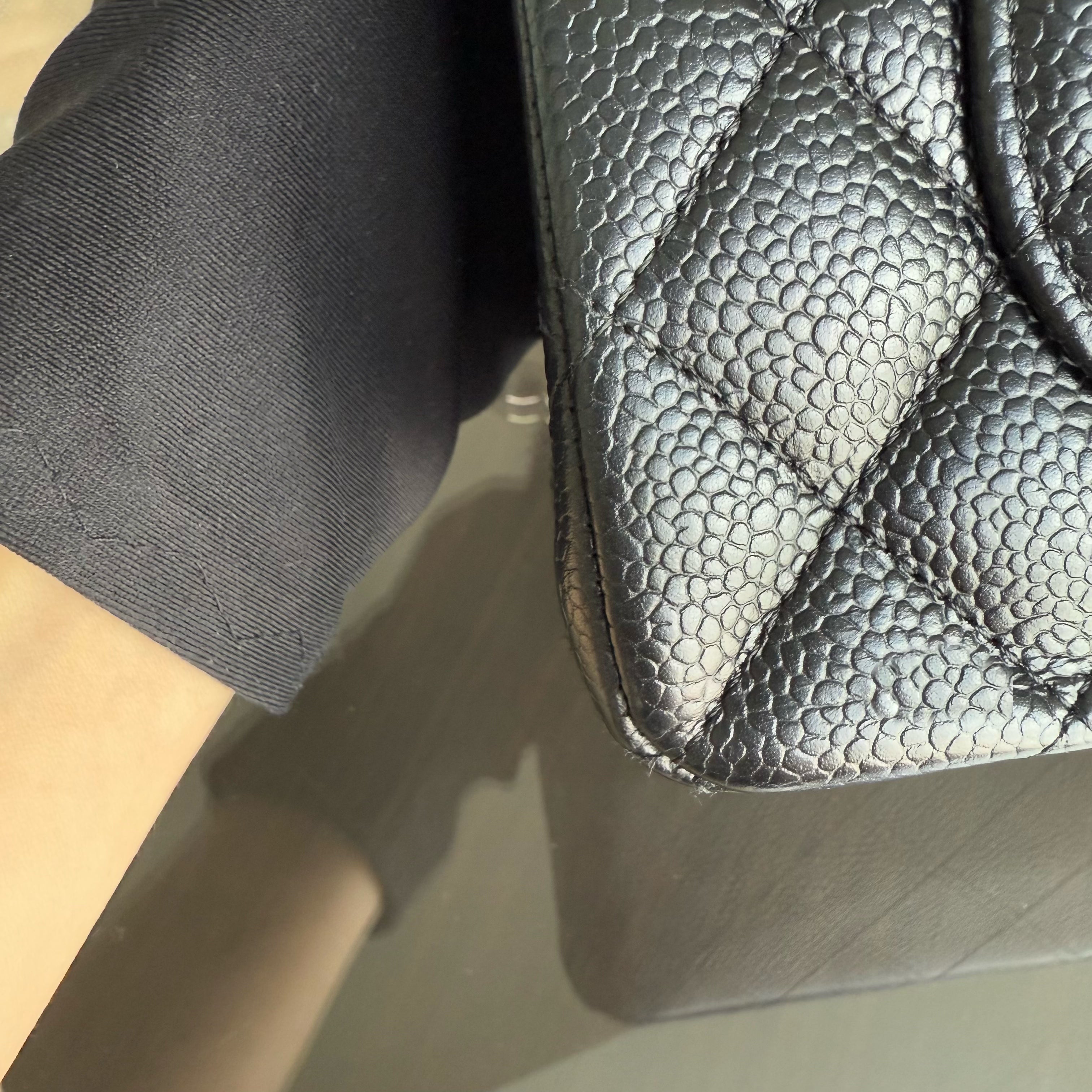 Chanel Classic Flap Small - Caviar 23CM Quilted Black Silver Hardware Series 16