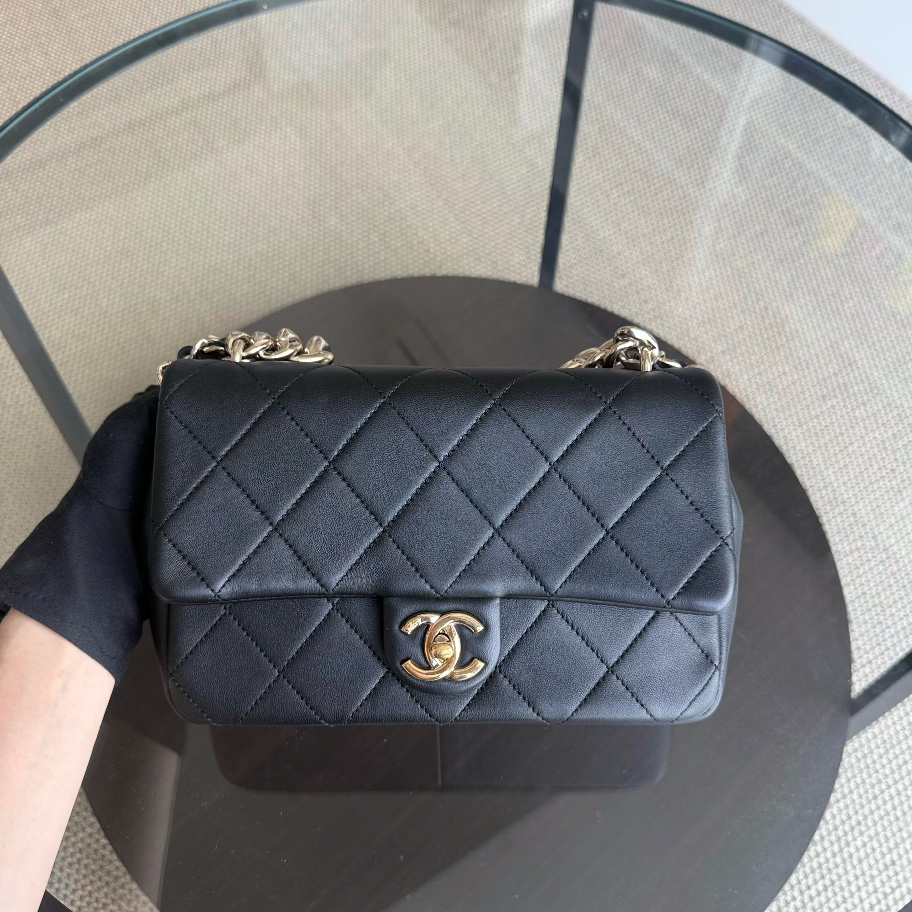 Chanel 2020 Elegant Resin Chain Seasonal Flap - Quilted Lambskin Black GHW No 29