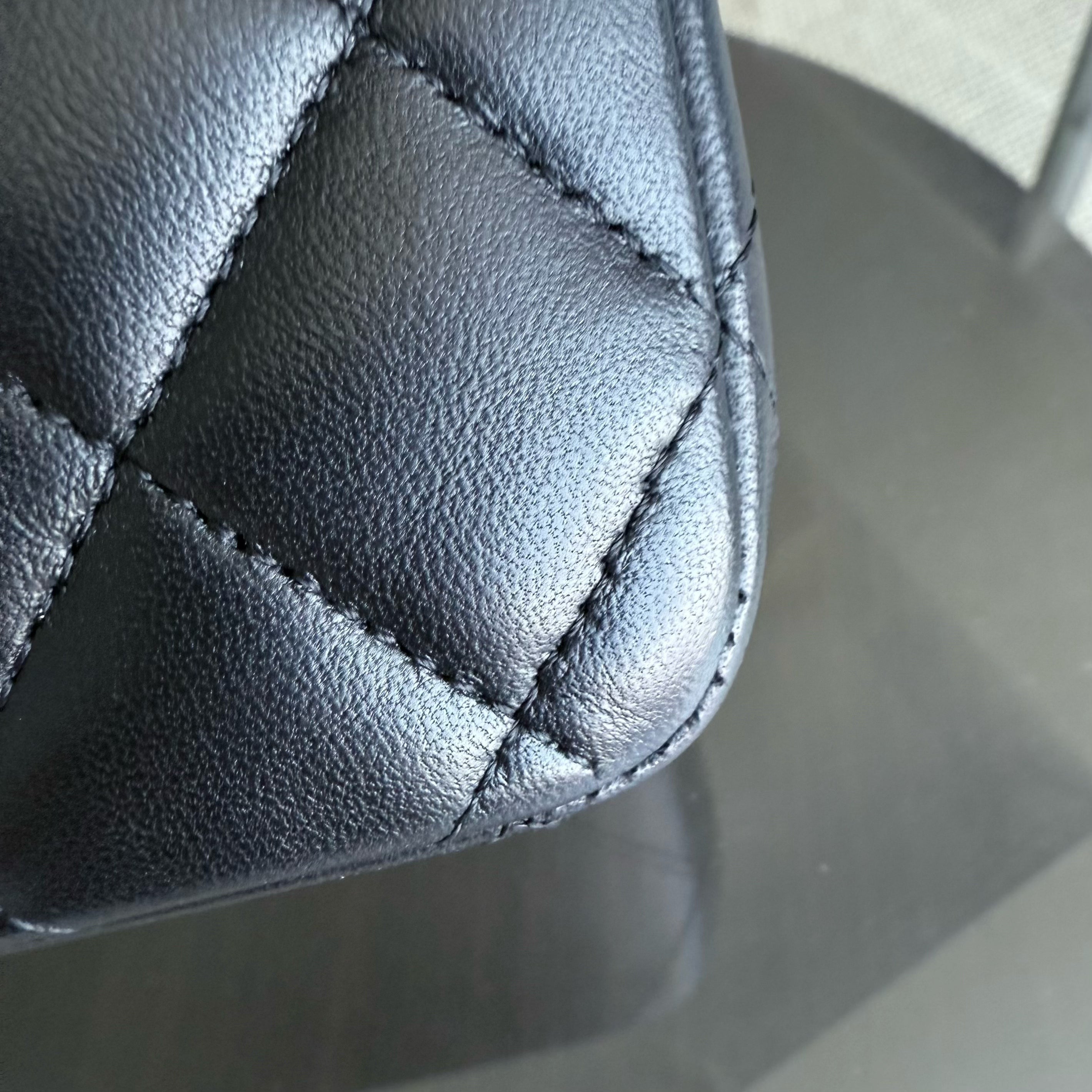 Chanel Classic Flap Medium - 25CM Quilted Lambskin Black Gold Hardware Series 18