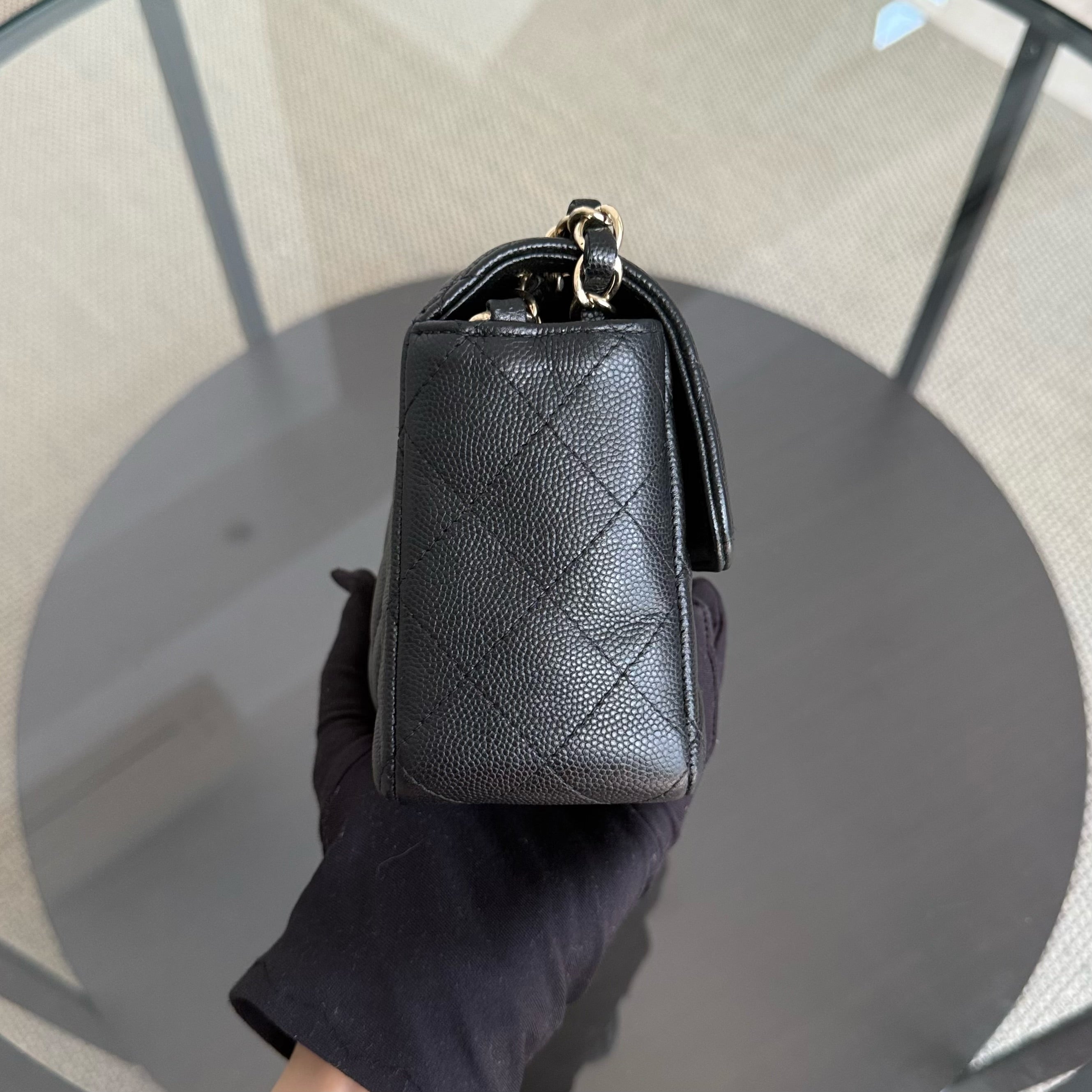 Chanel Classic Flap Mini - Caviar 20CM Quilted Black Gold Hardware Series 23
