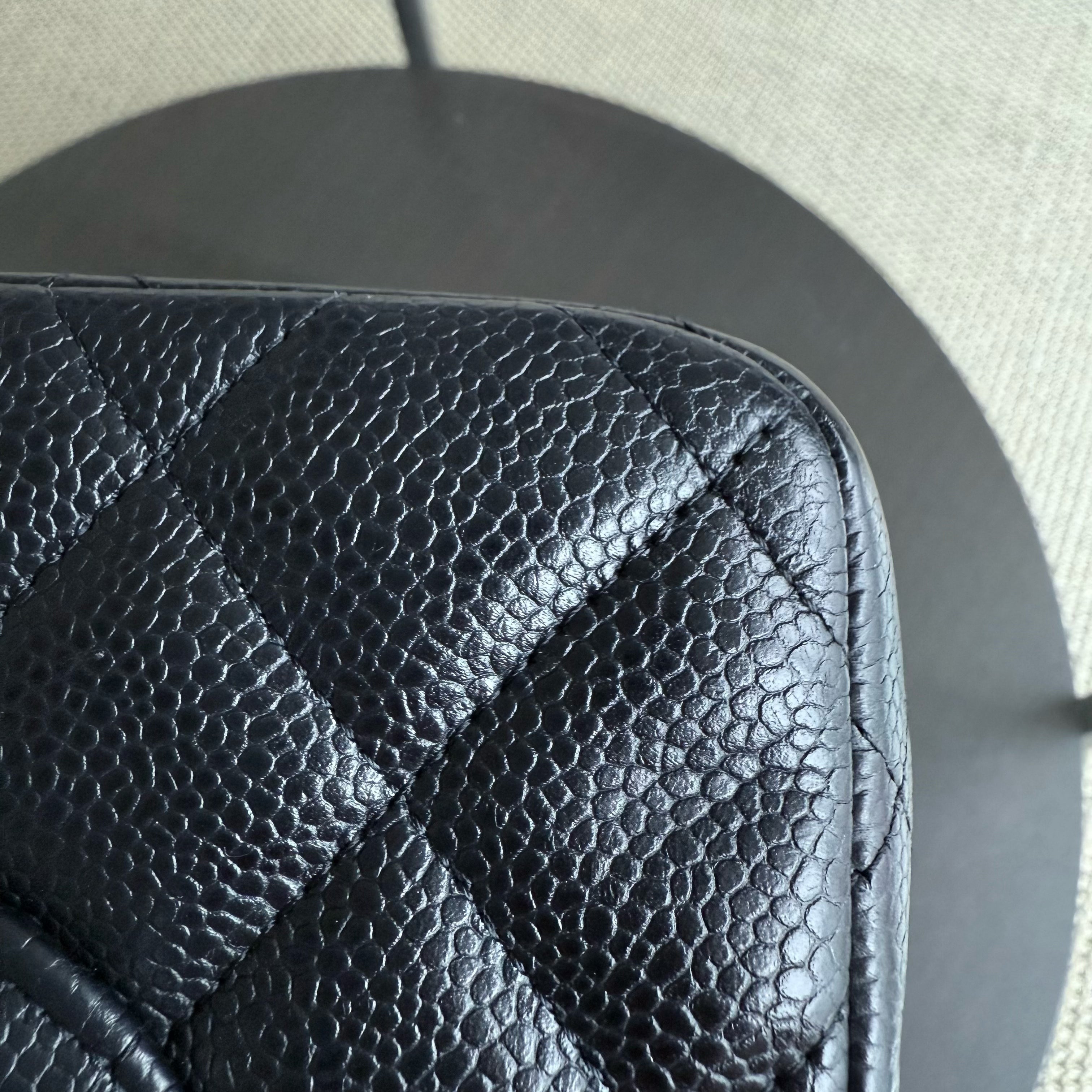 Chanel Classic Flap Jumbo - Caviar Double Flap 30CM Quilted Black Gold Hardware Series 15