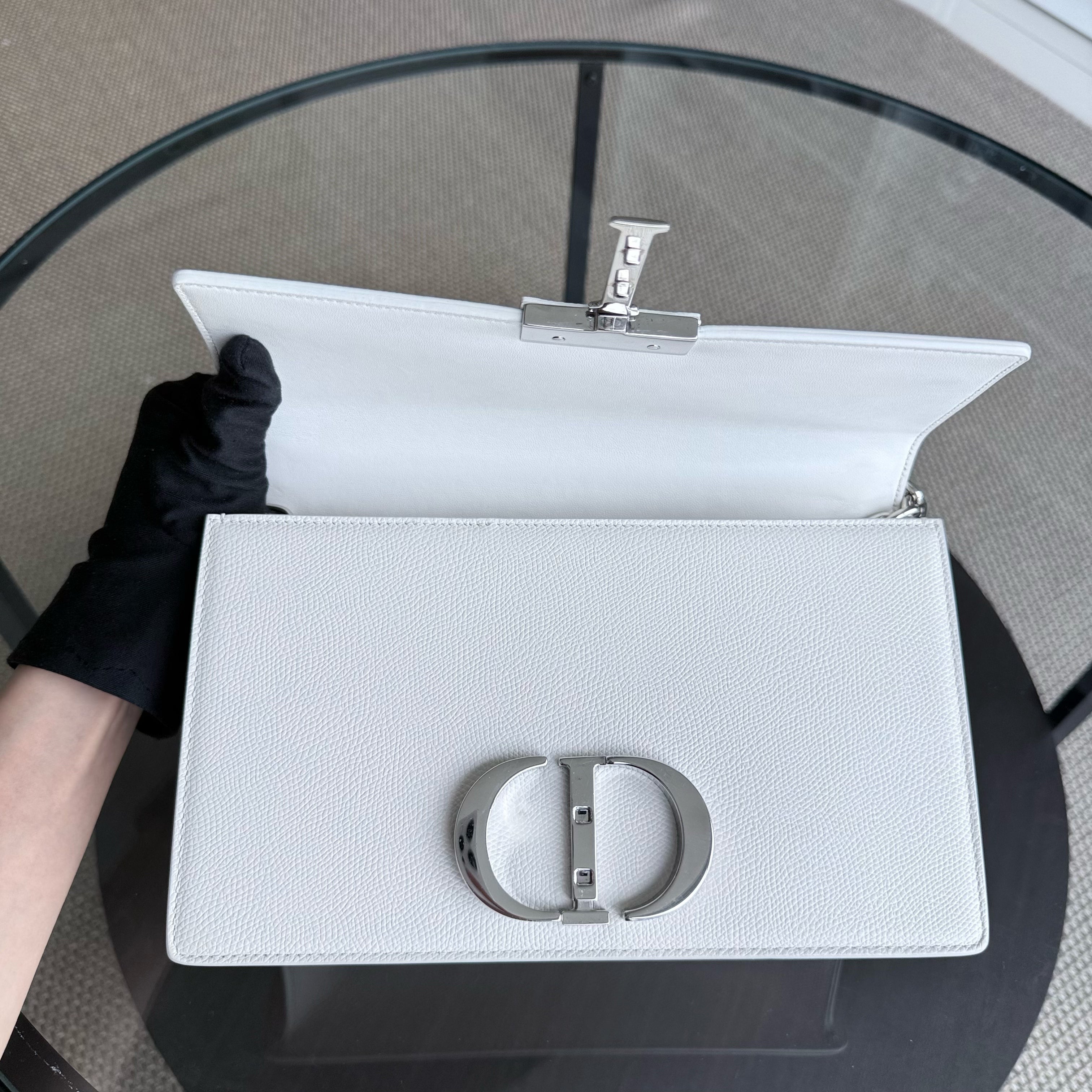 Dior 30 Montaigne - Grained Calfskin White Silver Hardware