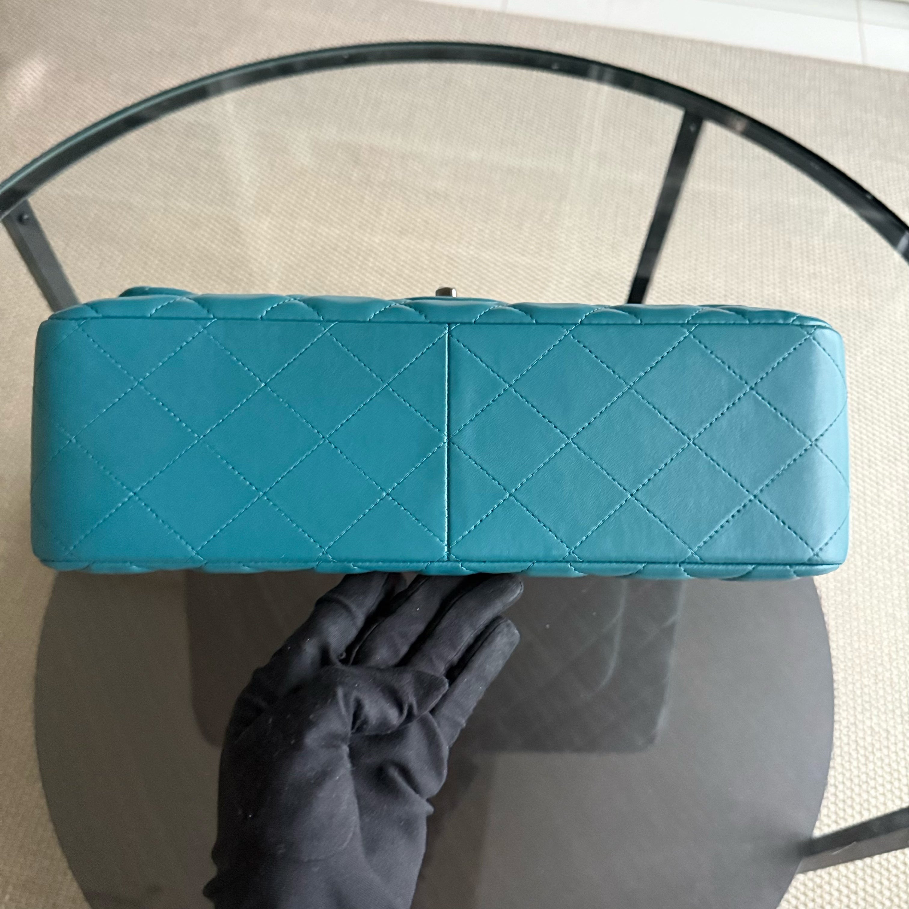 Chanel Classic Flap Jumbo - Double Flap 30CM Quilted Lambskin Blue Ruthenium Silver Hardware Series 15