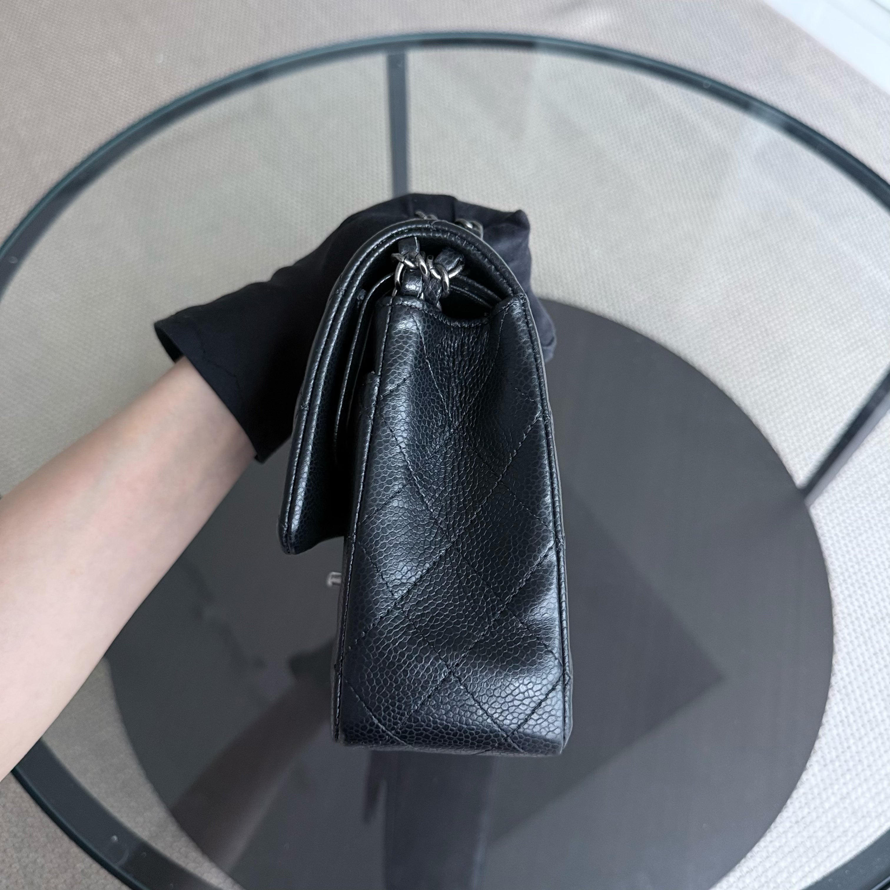 Chanel Classic Flap Medium - Caviar 25CM Quilted Black Ruthenium Silver Hardware Series 21