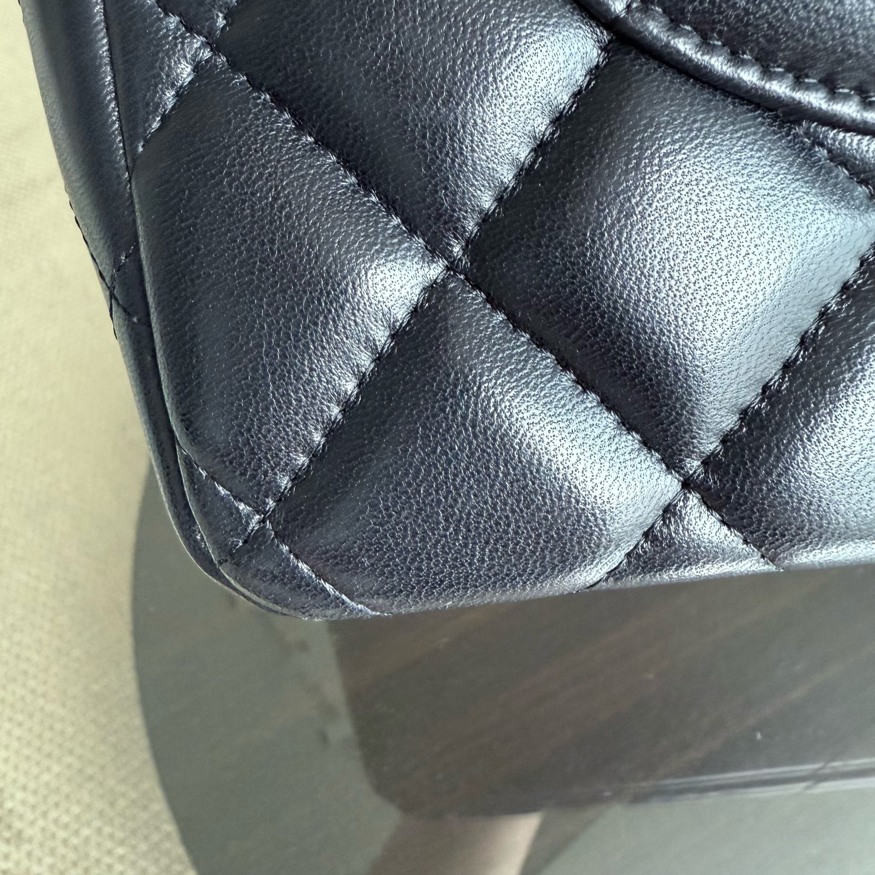 Chanel Classic Flap Jumbo - Double Flap 30CM Quilted Lambskin Black Gold Hardware Series 16