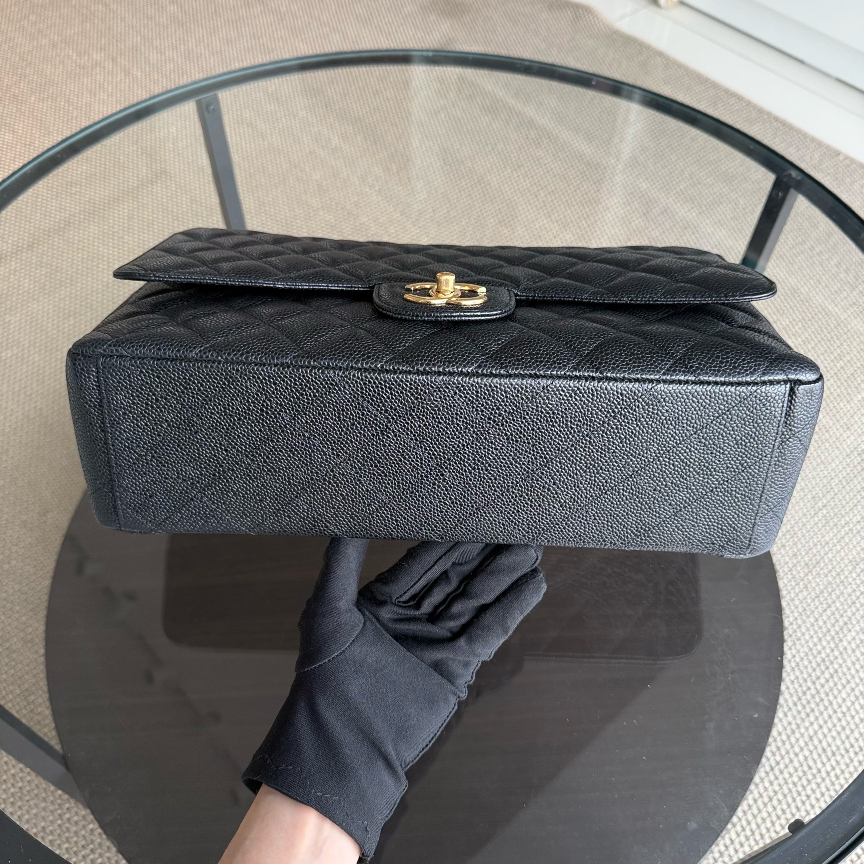 Chanel Classic Flap Maxi - Caviar Double Flap 33CM Quilted Black Gold Hardware