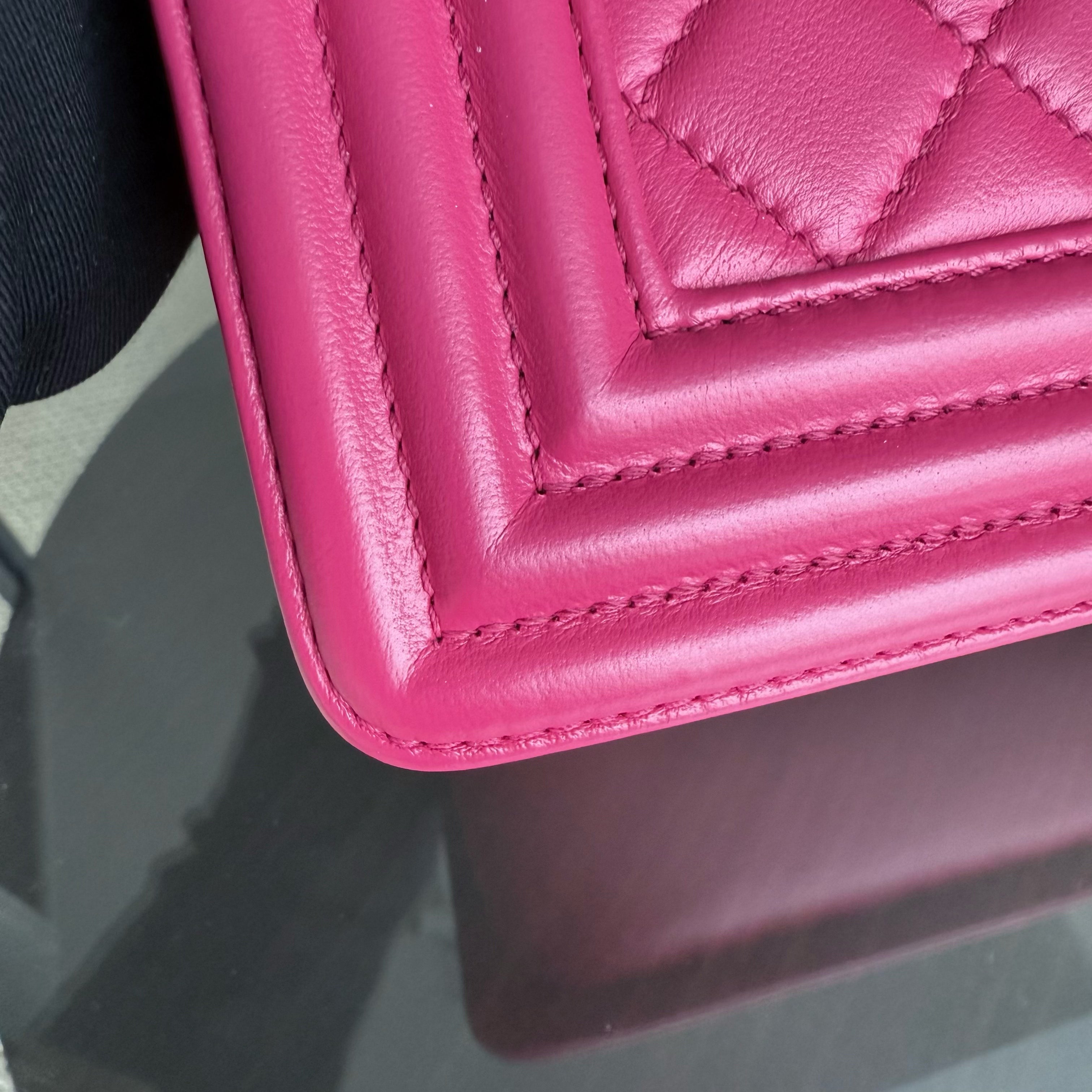 Chanel Boy Medium - 25CM Quilted Lambskin Hot Pink Gold Hardware Series 23