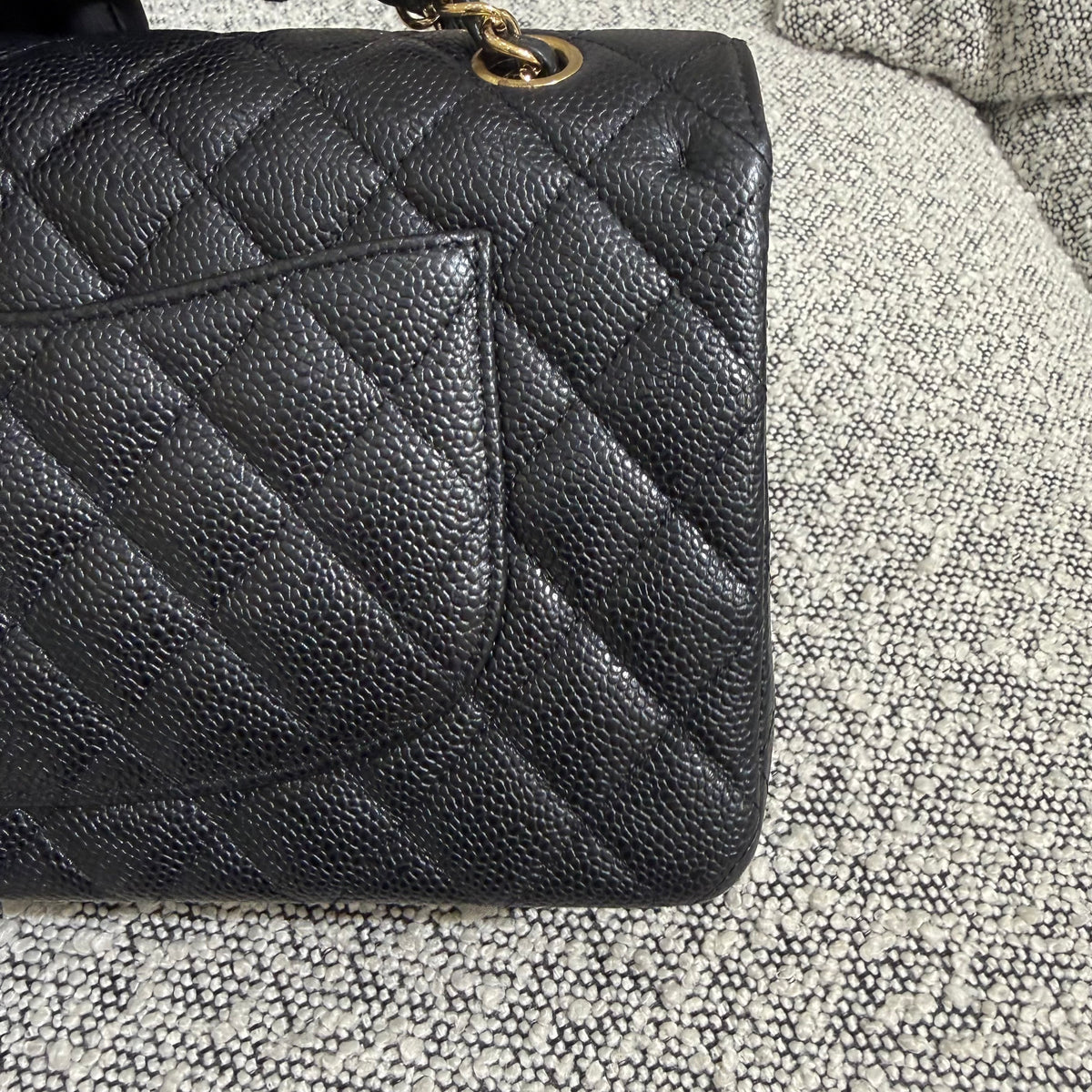 Chanel Classic Flap Medium - 25CM Quilted Caviar Black Gold Hardware