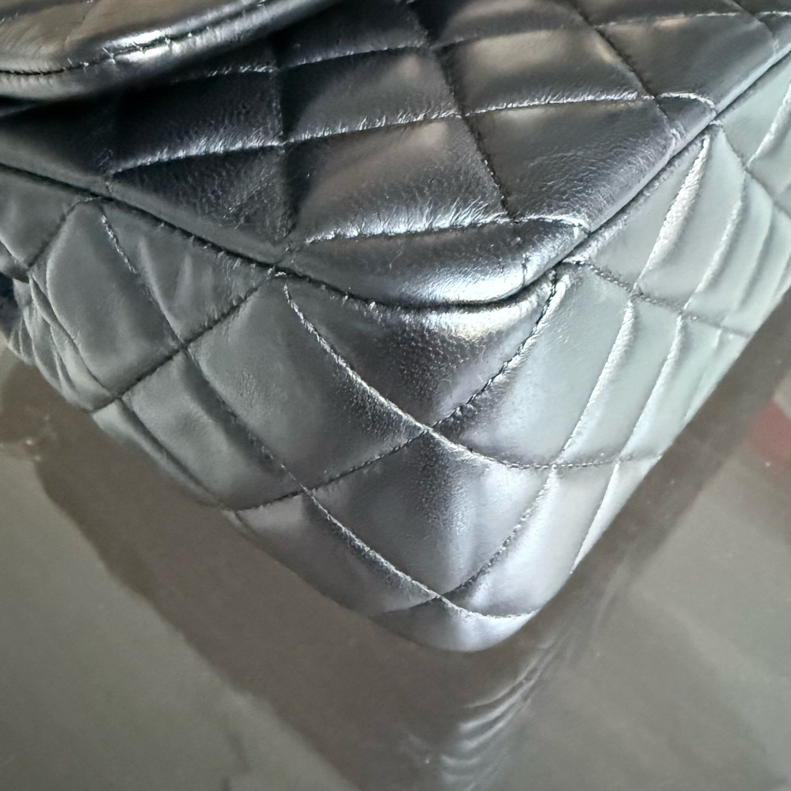 Chanel Classic Flap Seasonal - Valentines Special Edition 25CM Quilted Lambskin Black Gold Hardware Series 19
