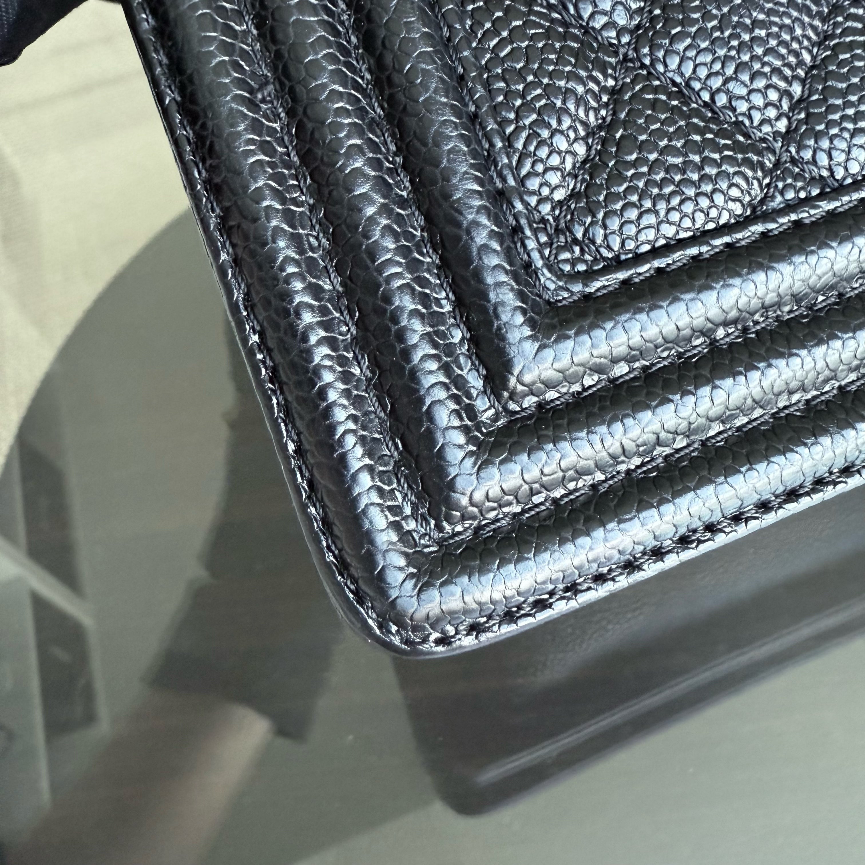 Chanel Boy Medium - Caviar 28CM New Medium Quilted Black Ruthenium Silver Hardware Series 19