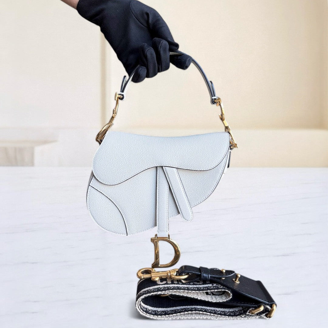 *With Strap, Grained Calfskin* Dior Saddle Small 21CM Grained Calfskin White GHW