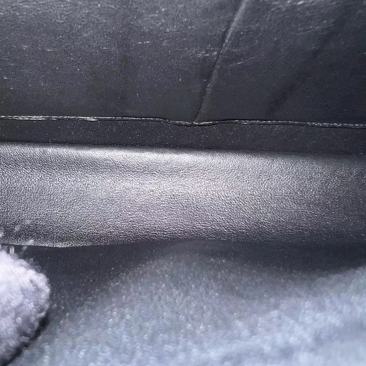 Chanel Classic Flap Medium - Caviar 25CM Chevron Grained Calfskin Black Golden Hardware Series 27