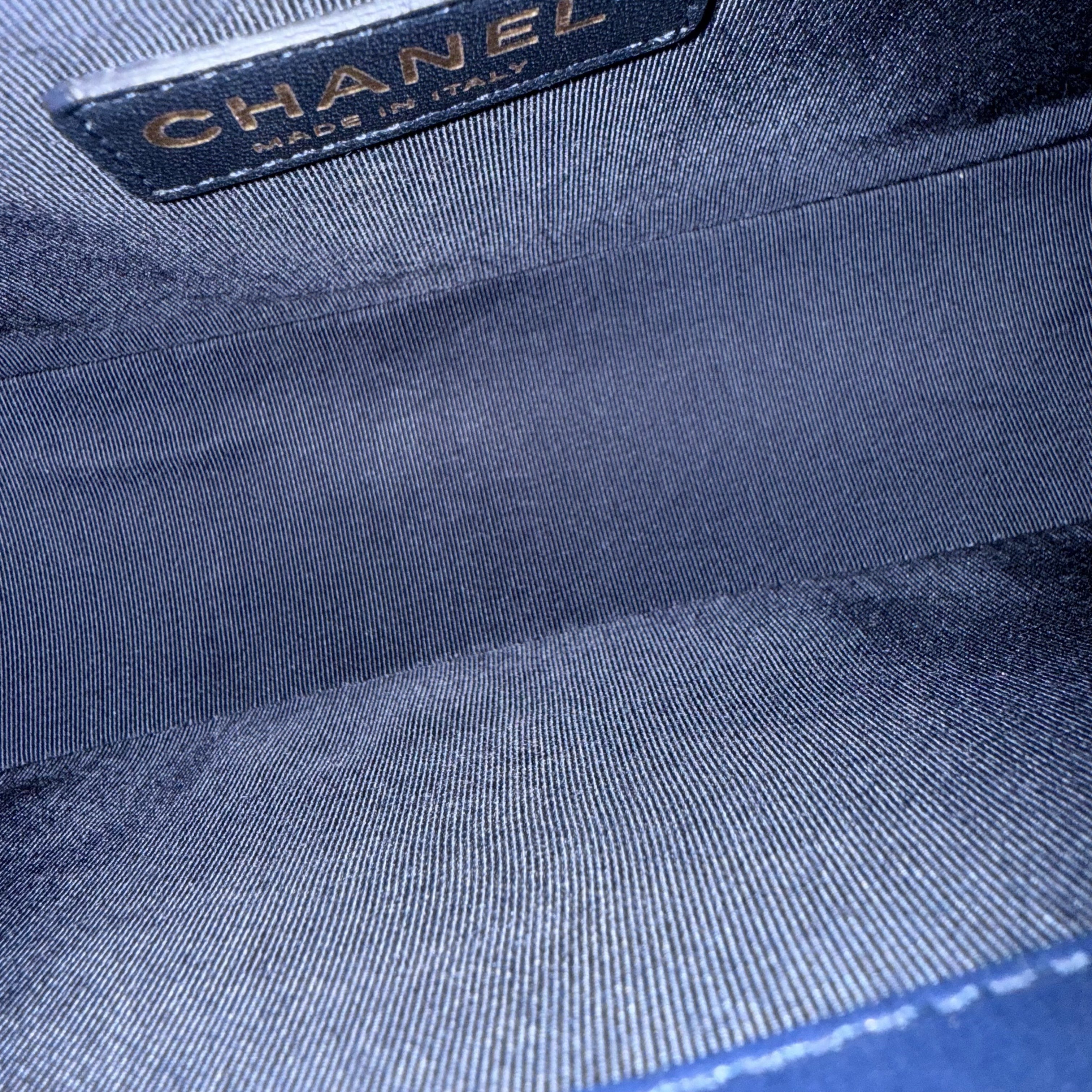 Chanel Boy Meidum - 25CM Quilted Lambskin Dark Blue Gold Hardware Series 21