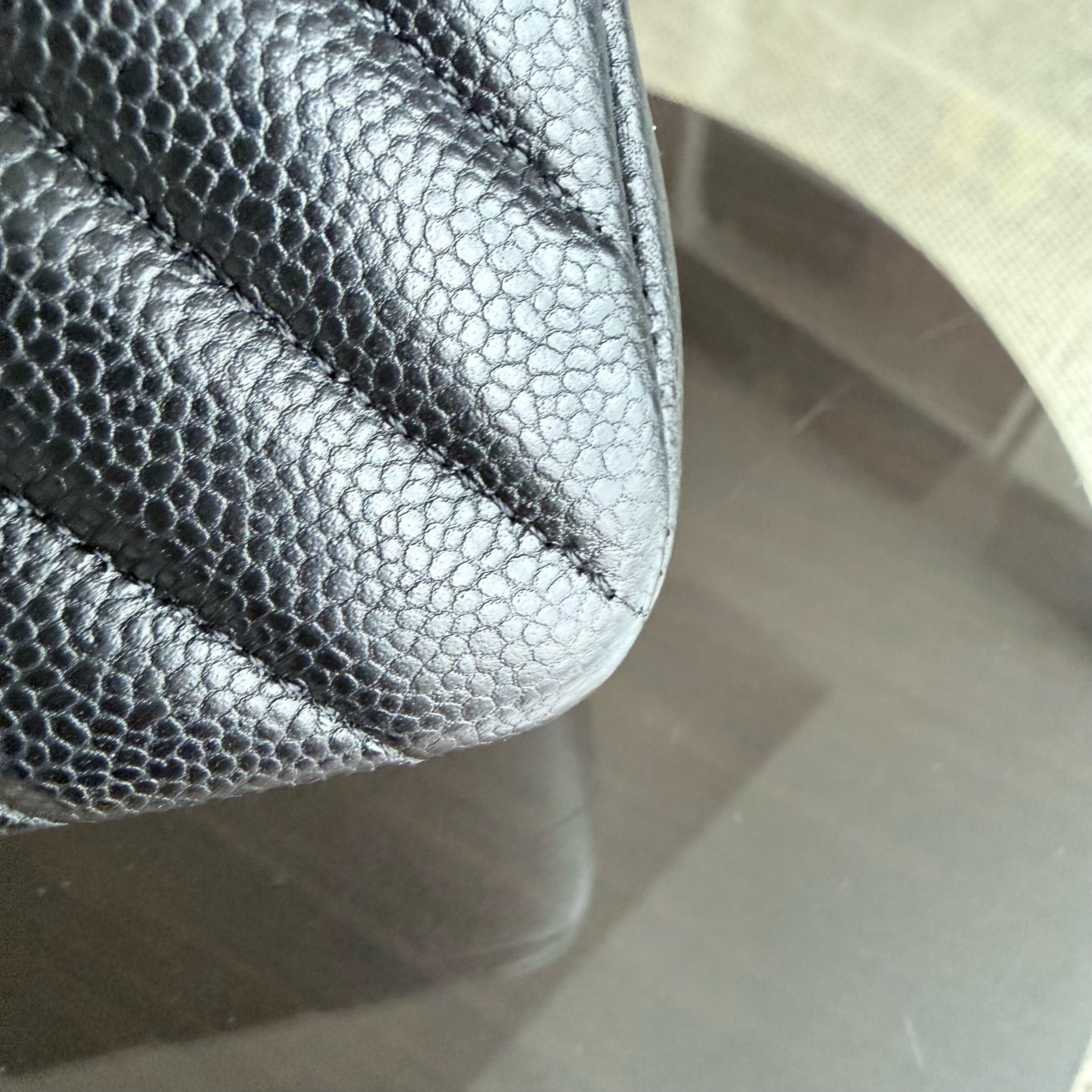 Chanel Classic Flap Small - Caviar 23CM Chevron Black Gold Hardware Series 30