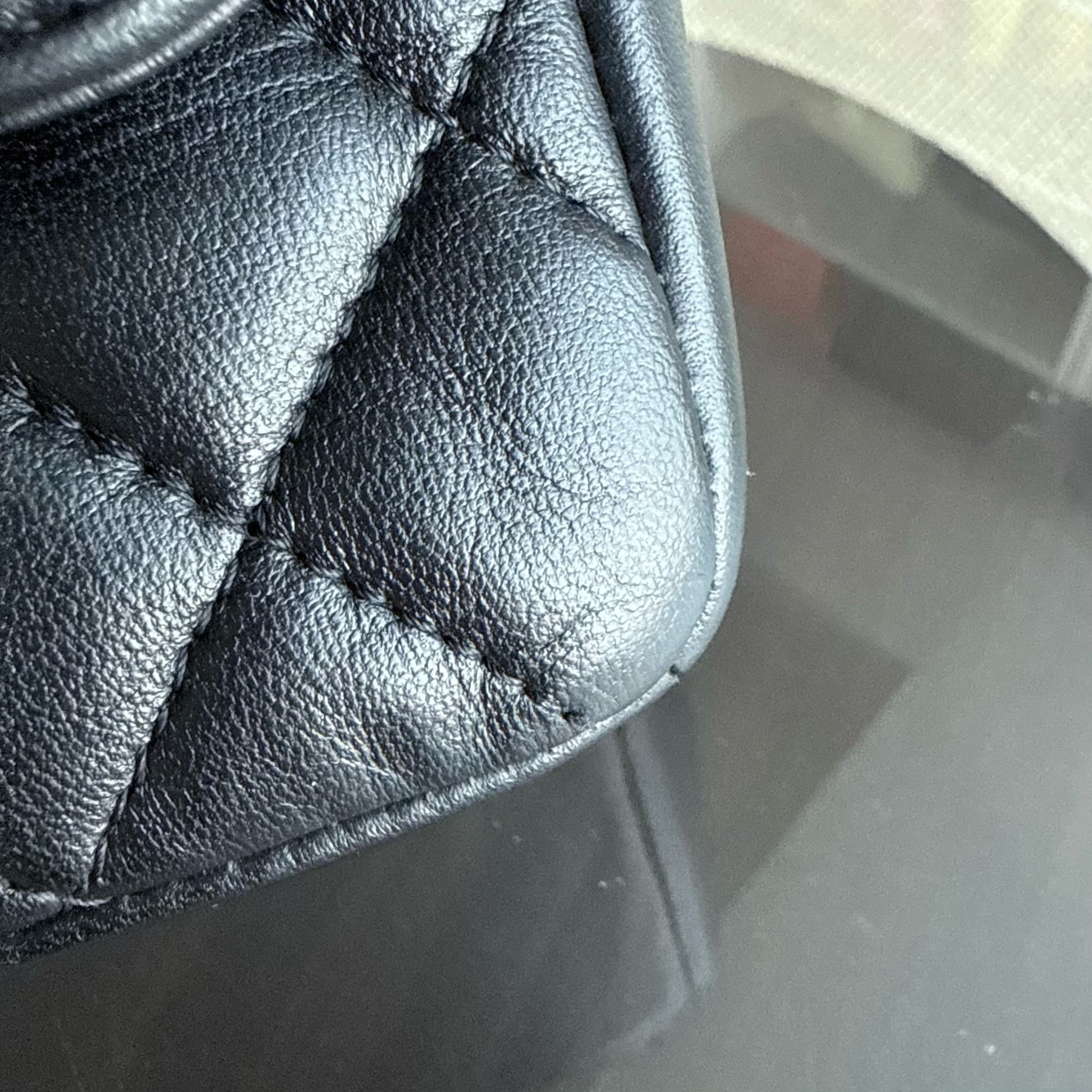 Chanel Chic Flap Seasonal Flap Medium - 25CM Quilted Lambskin Black Gold Hardware Series 21