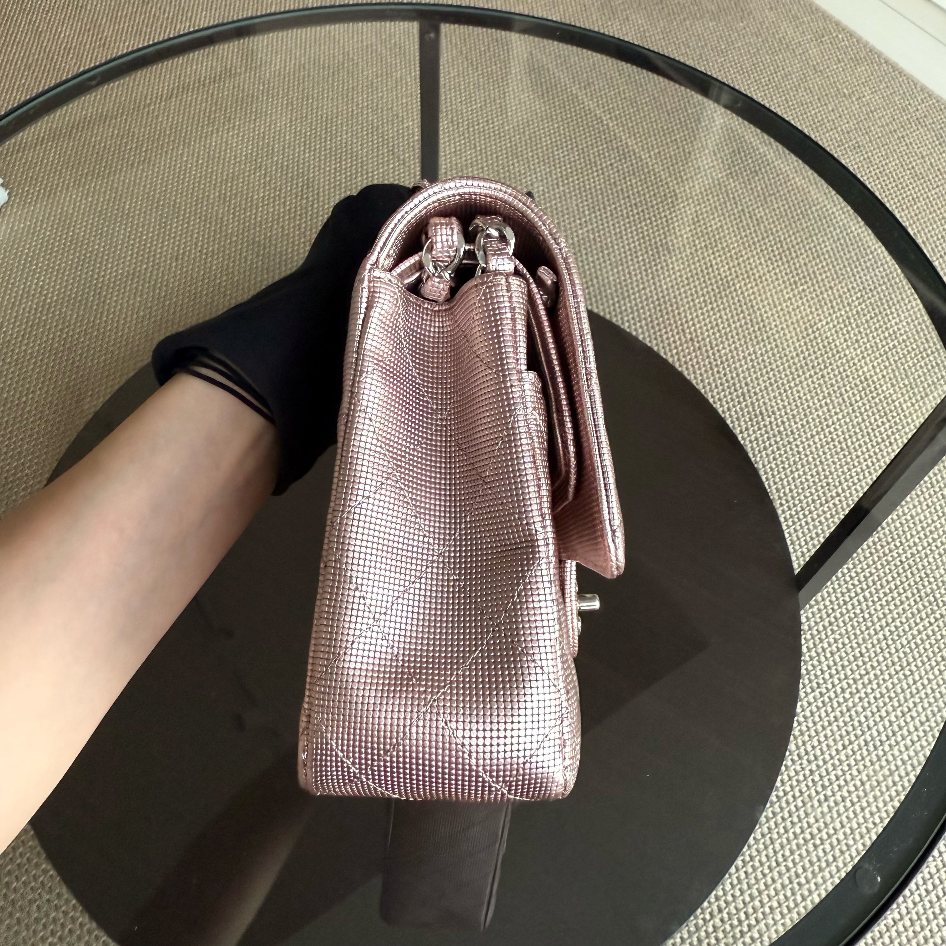 Chanel Classic Flap Medium - Pixelated Calfskin Metallic Pink Silver Hardware Series 21