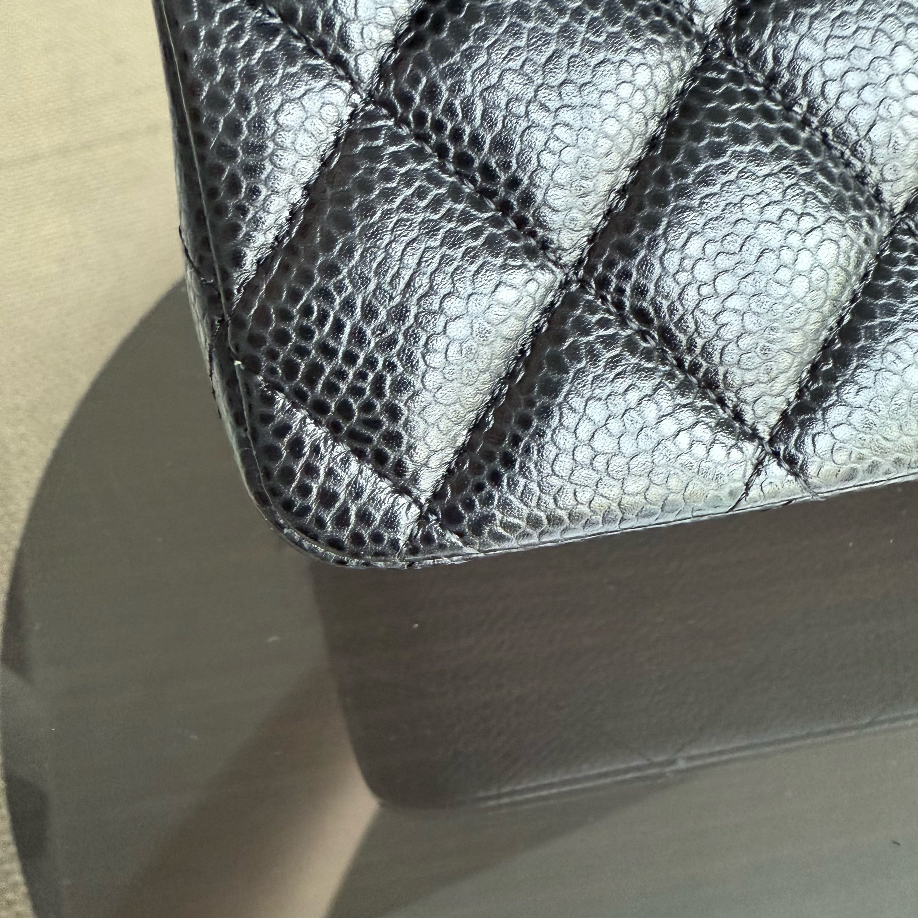 Chanel Classic Flap Medium - Caviar 25CM Quilted Grained Calfskin Black Gold Hardware Series 24