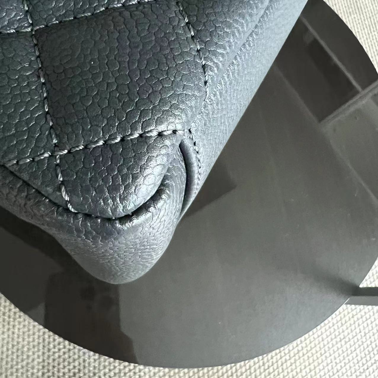 Caviar GST Grand Shopping Tote Quilted Grained Calfskin Grey Silver Hardware Series 13