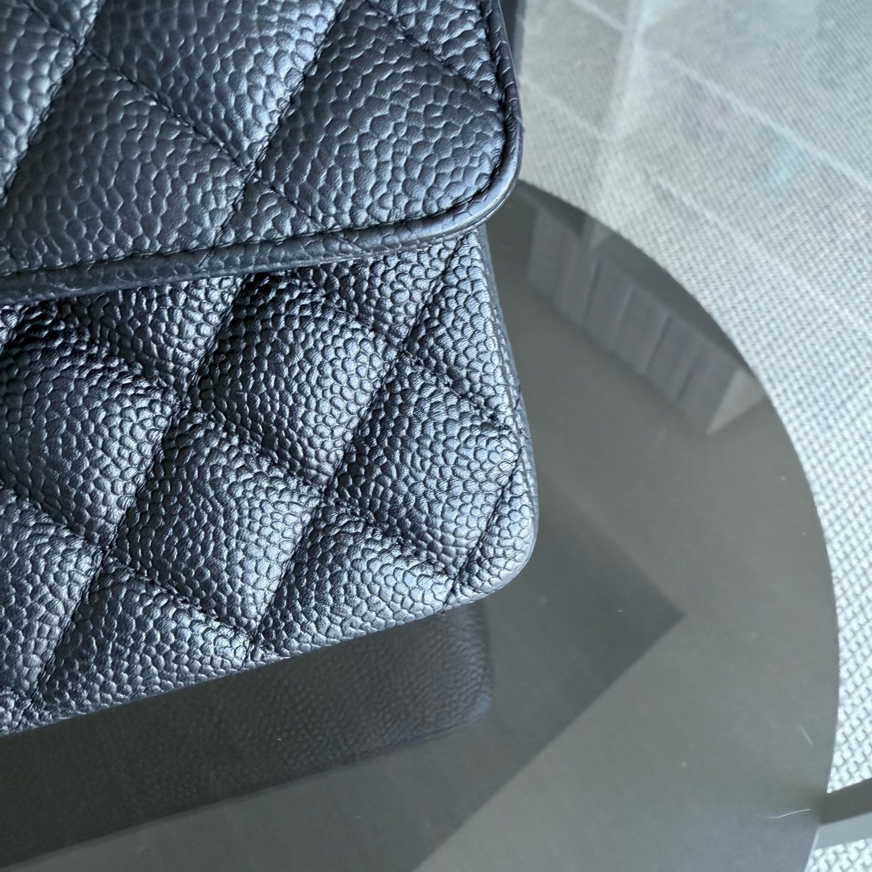 Chanel Classic Flap Medium - Caviar 25CM Quilted Black Silver Hardware Series 16