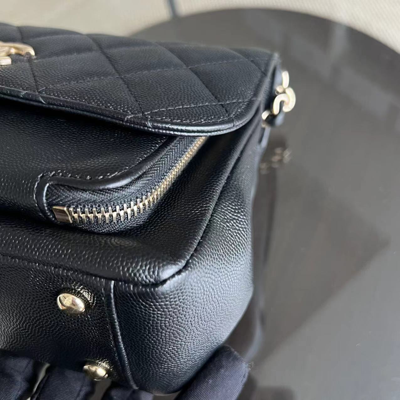 *Full Set with Receipt* Chanel Business Affinity - Medium Caviar Quilted Calfskin Black Gold Hardware Series 26