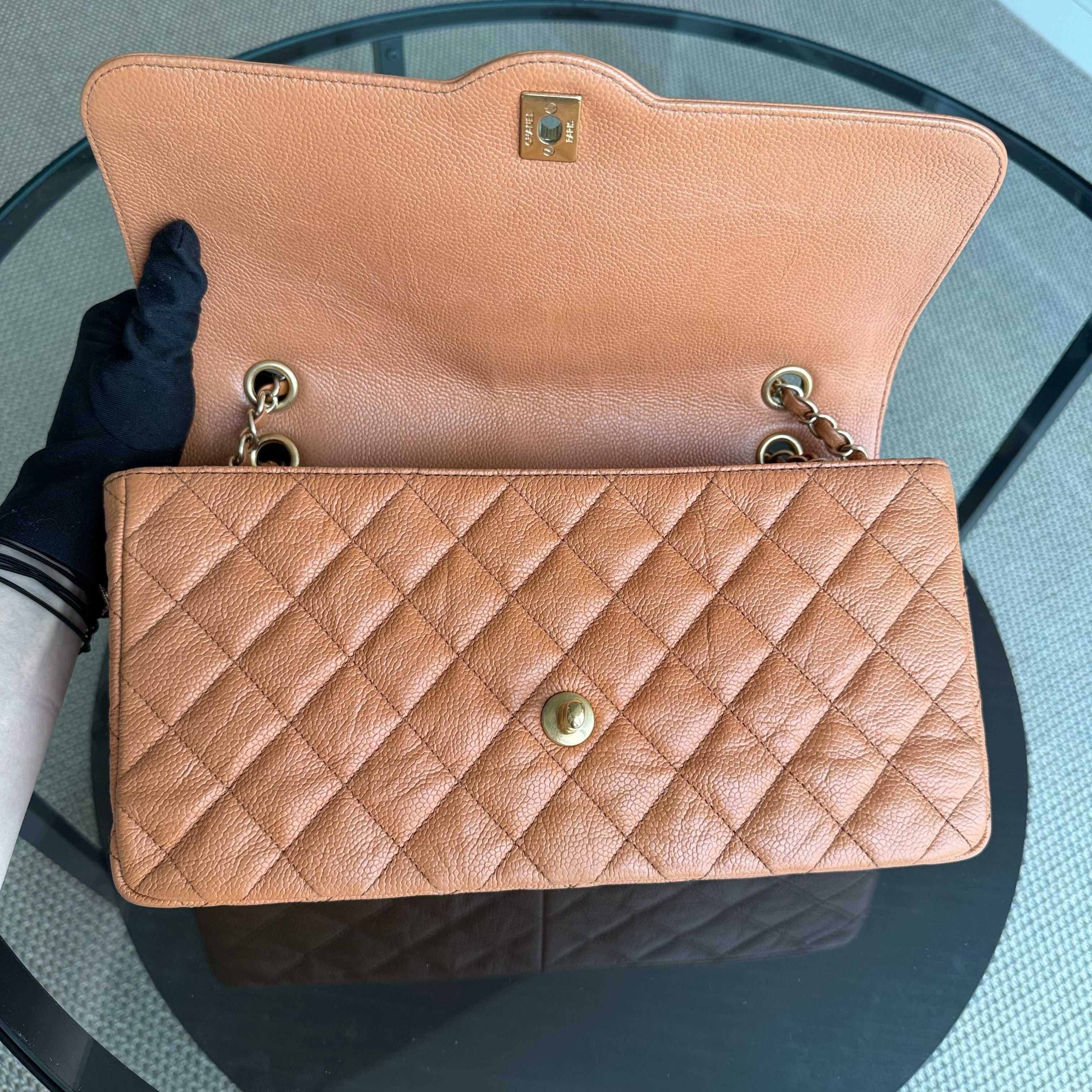 Chanel Seasonal Flap Two-tone - Caviar Quilted Caramel Gold Hardware Series 21