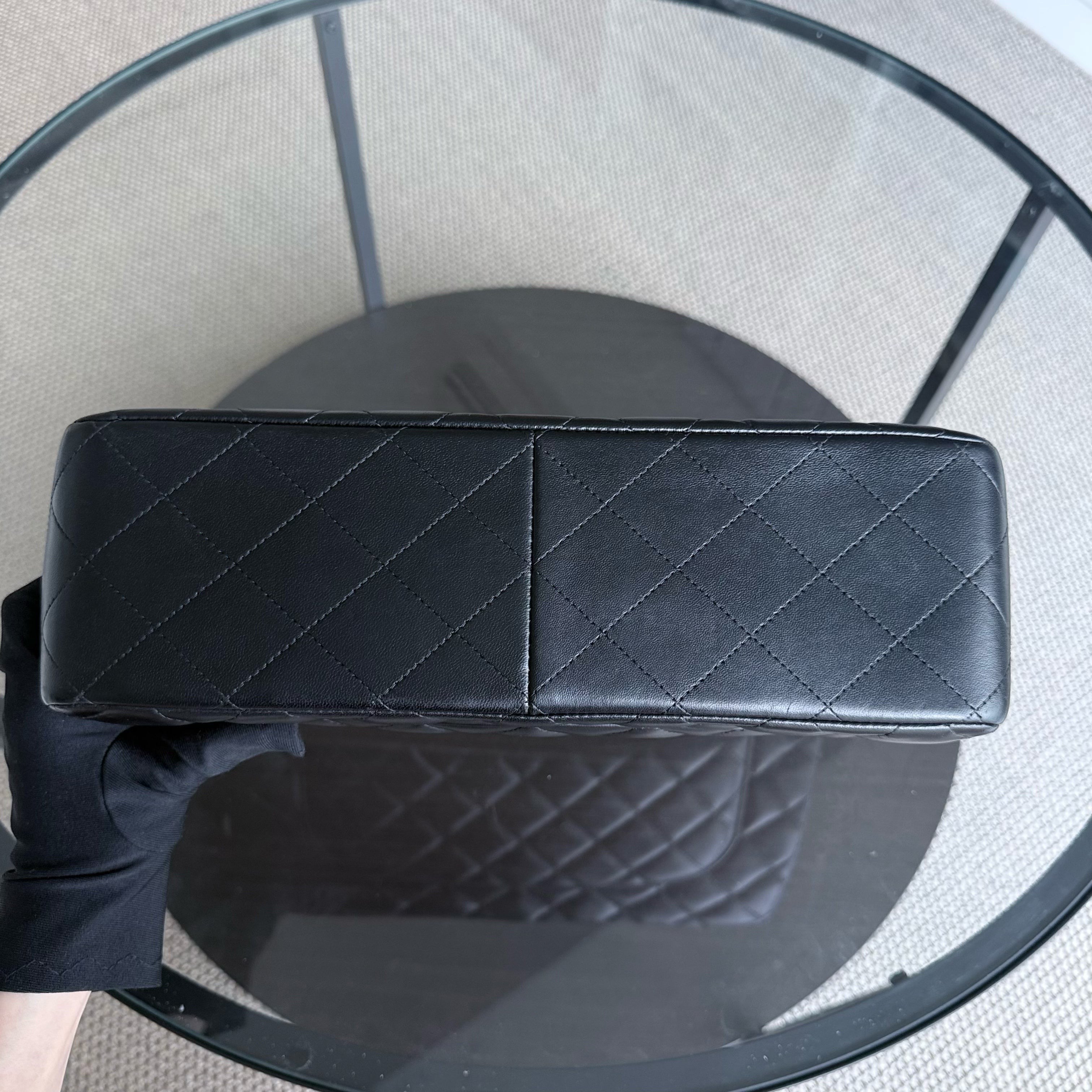 Chanel Classic Flap Jumbo - Double Flap 30CM Quilted Lambskin Black Silver Hardware