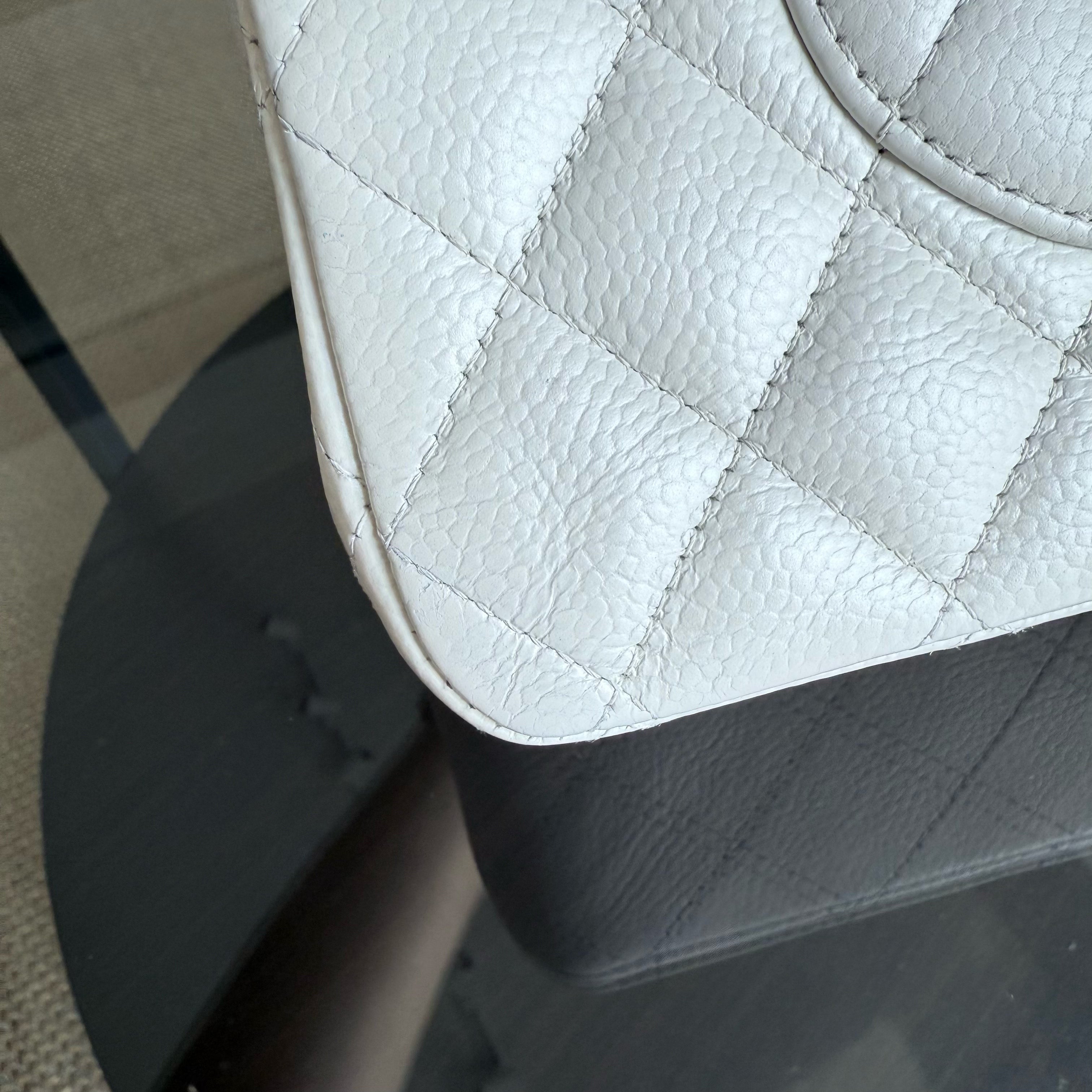 Chanel Classic Flap Medium - Caviar 25CM Quilted White Silver Hardware Series 18