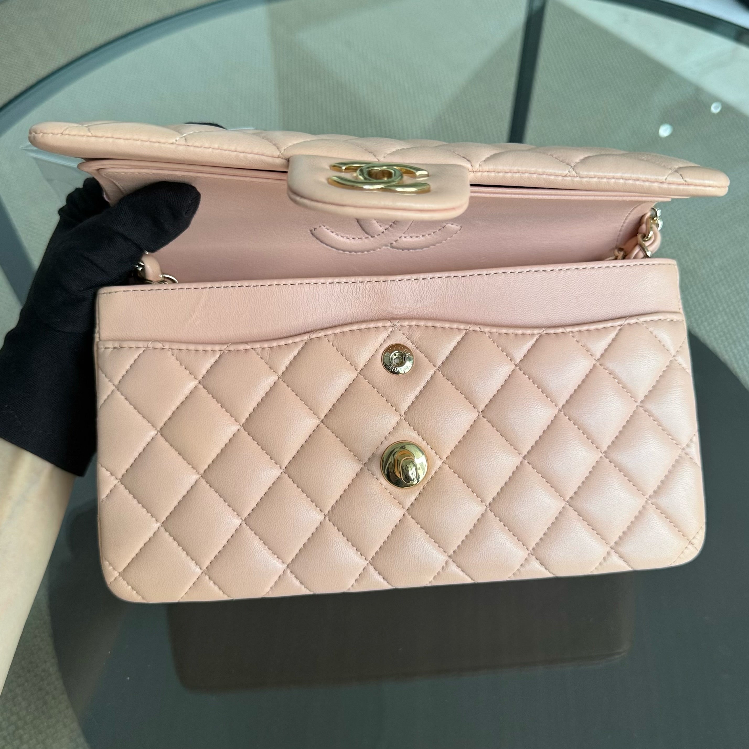 Chanel Classic Flap Small - Lambskin 23CM Light Pink Gold Hardware Series 31