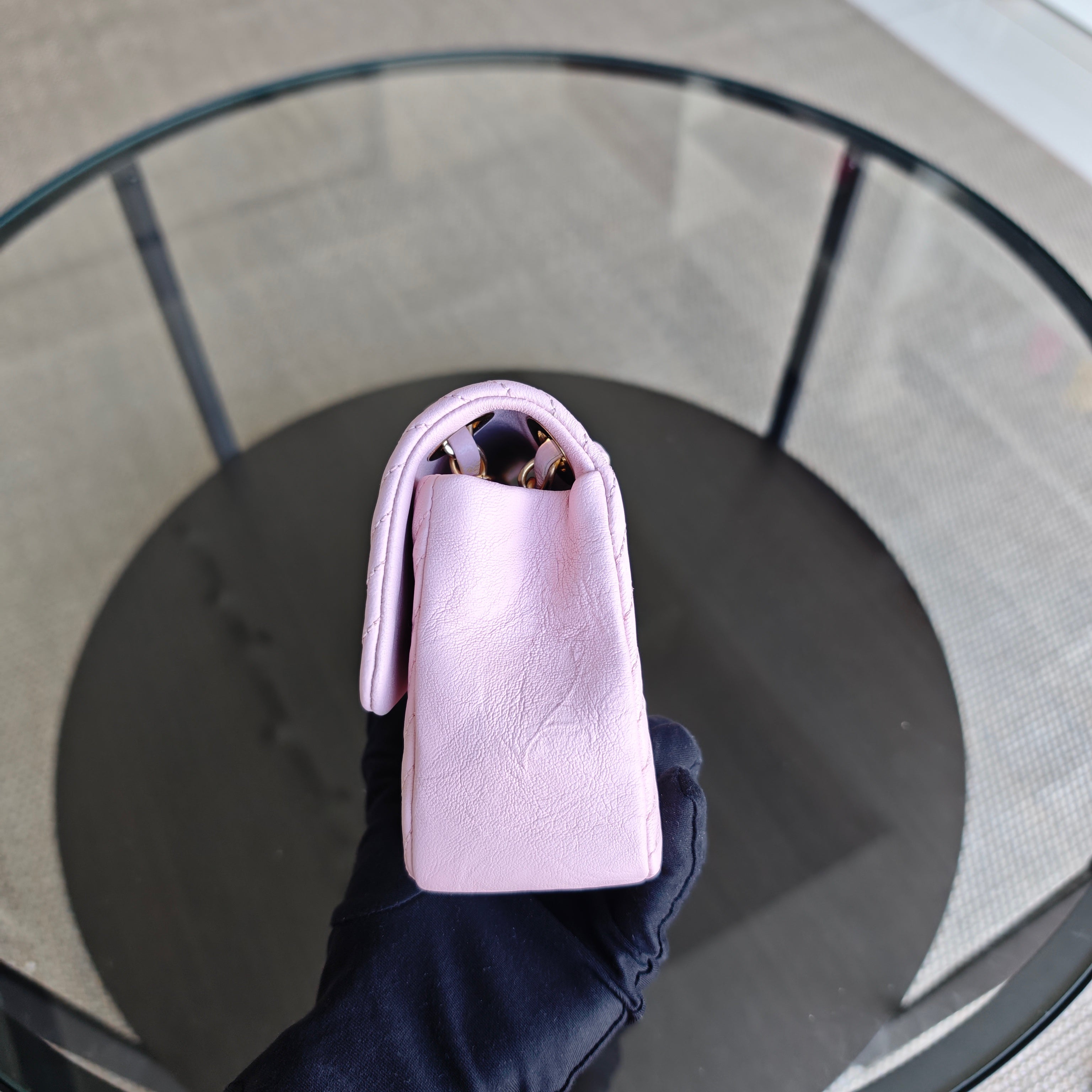 Chanel Seasonal Flap - Chevron Surpique CC Herringbone Medallion Flap Light pink Gold Hardware Series 22