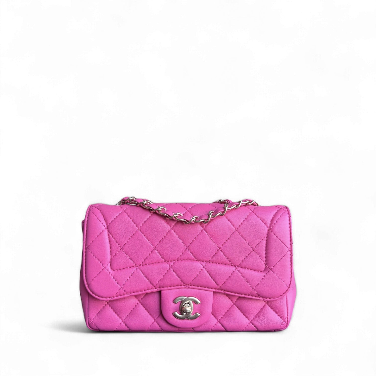 Chanel Chic Flap Small - 23CM Quilted Lambskin Barbie Pink Gold Hardware Series 21