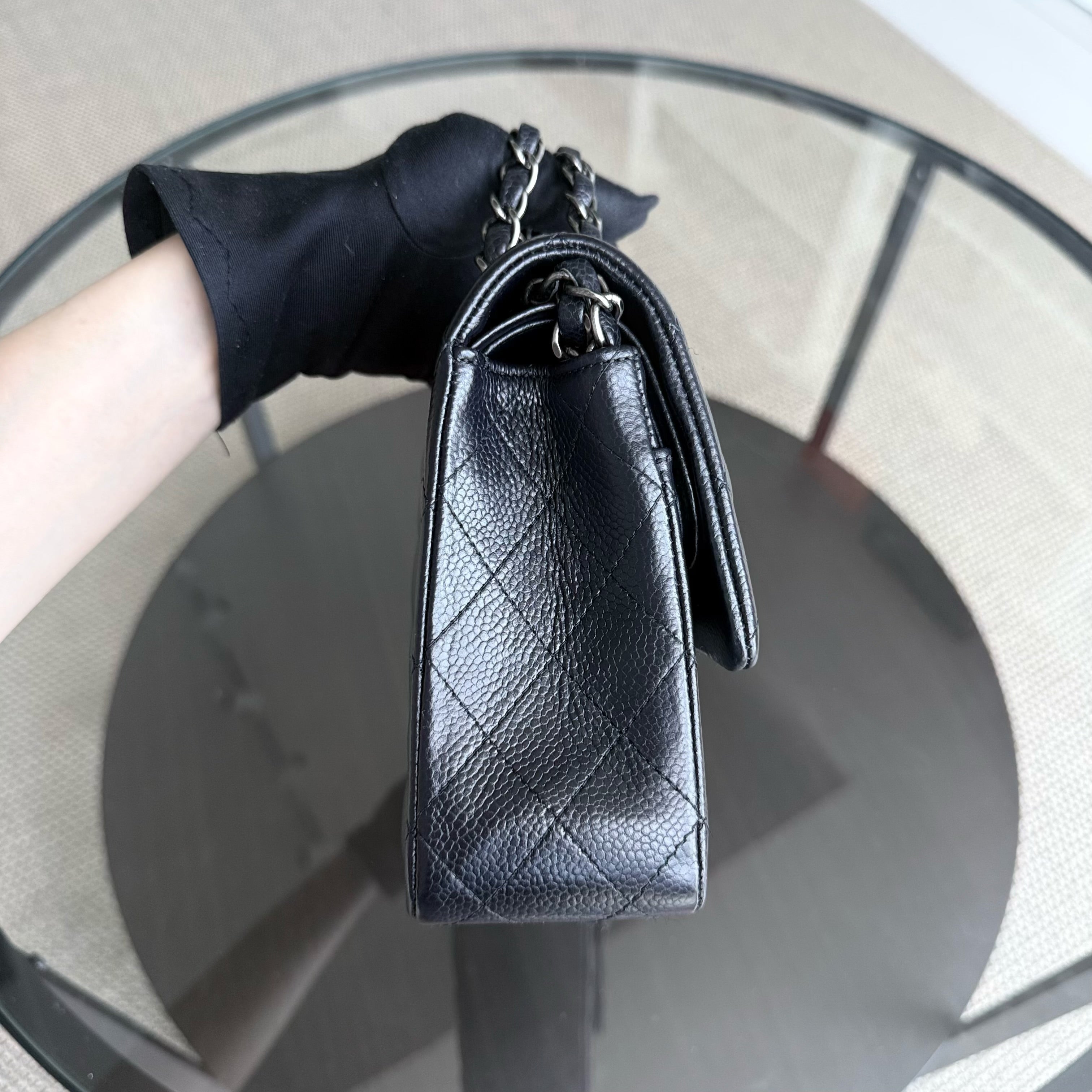 Chanel Classic Flap Medium - Caviar Quilted Grained Calfskin Dark Blue Silver Hardware Series 21