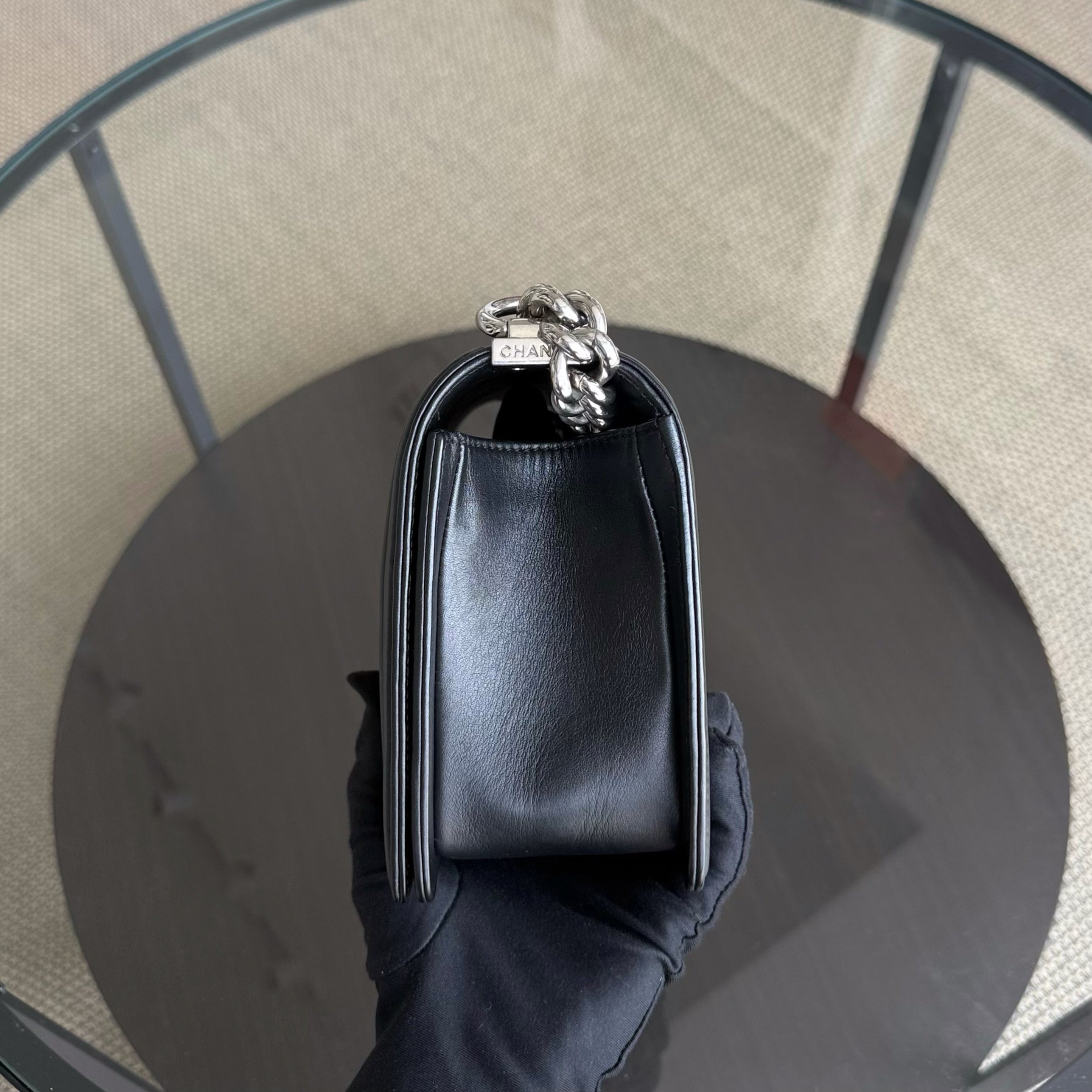 Chanel Boy Medium - Chevron Calfskin 25CM Black Silver Hardware Series 22