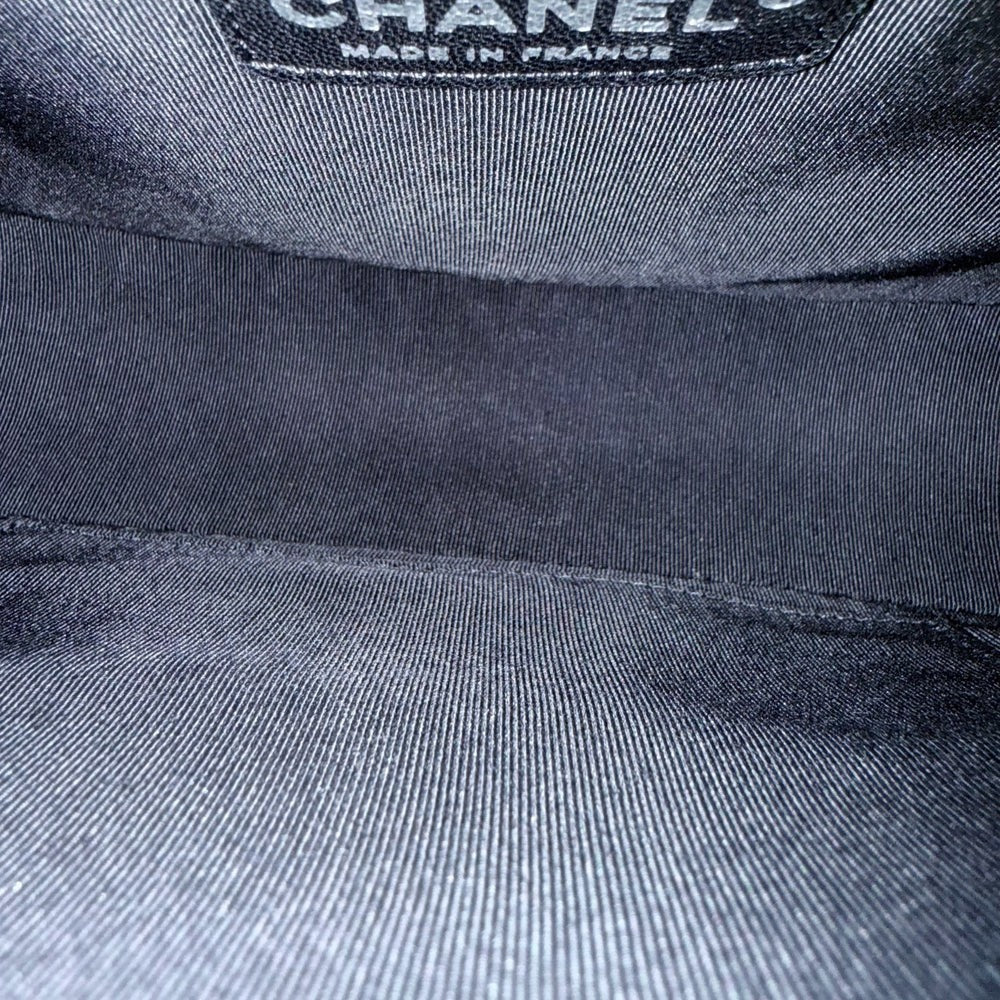 Chanel Boy New Medium - 28CM Quilted Lambskin Black Silver Hardware Series 23