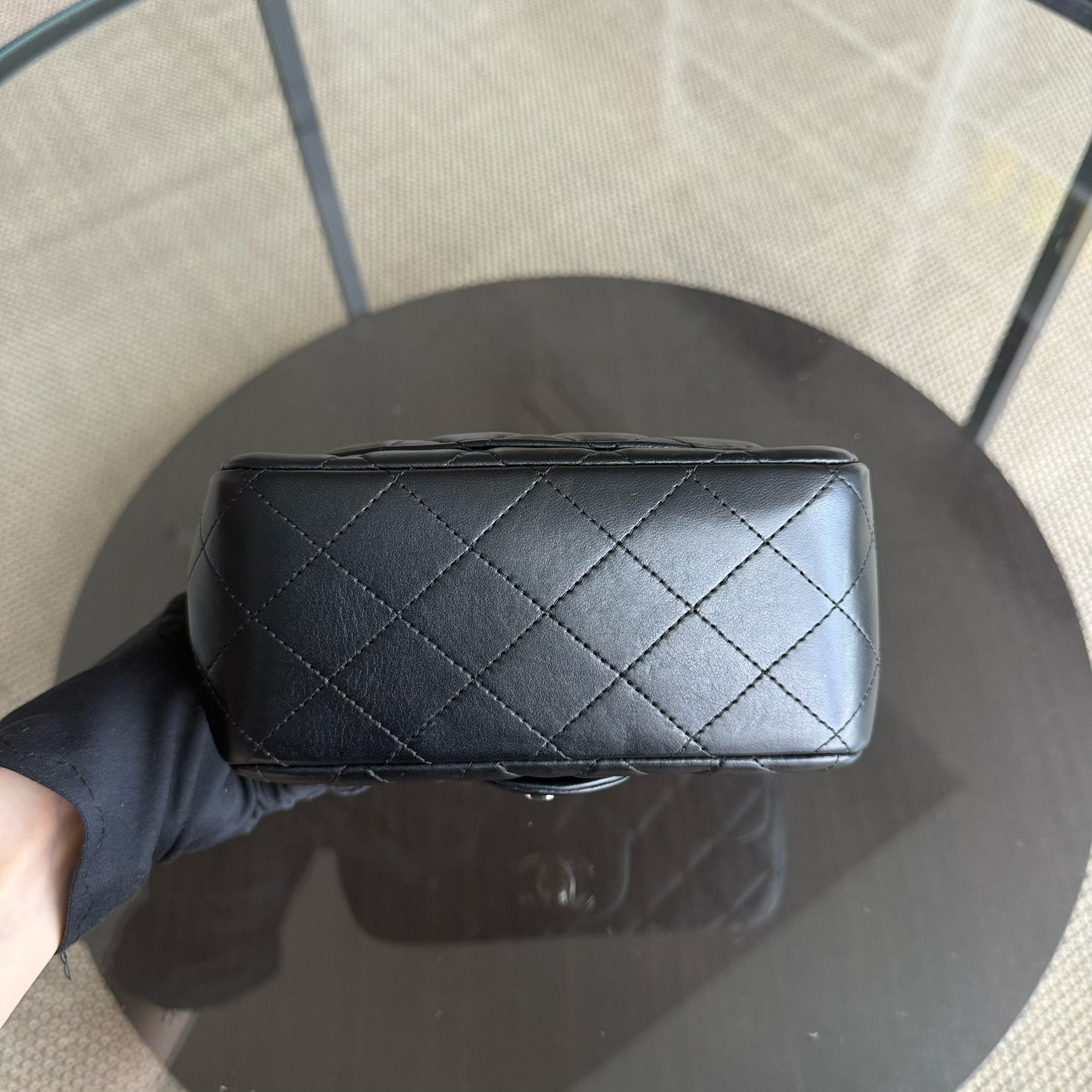 Chanel Classic Flap Mini Square - 17CM Quilted Lambskin Black Silver Hardware Series 19