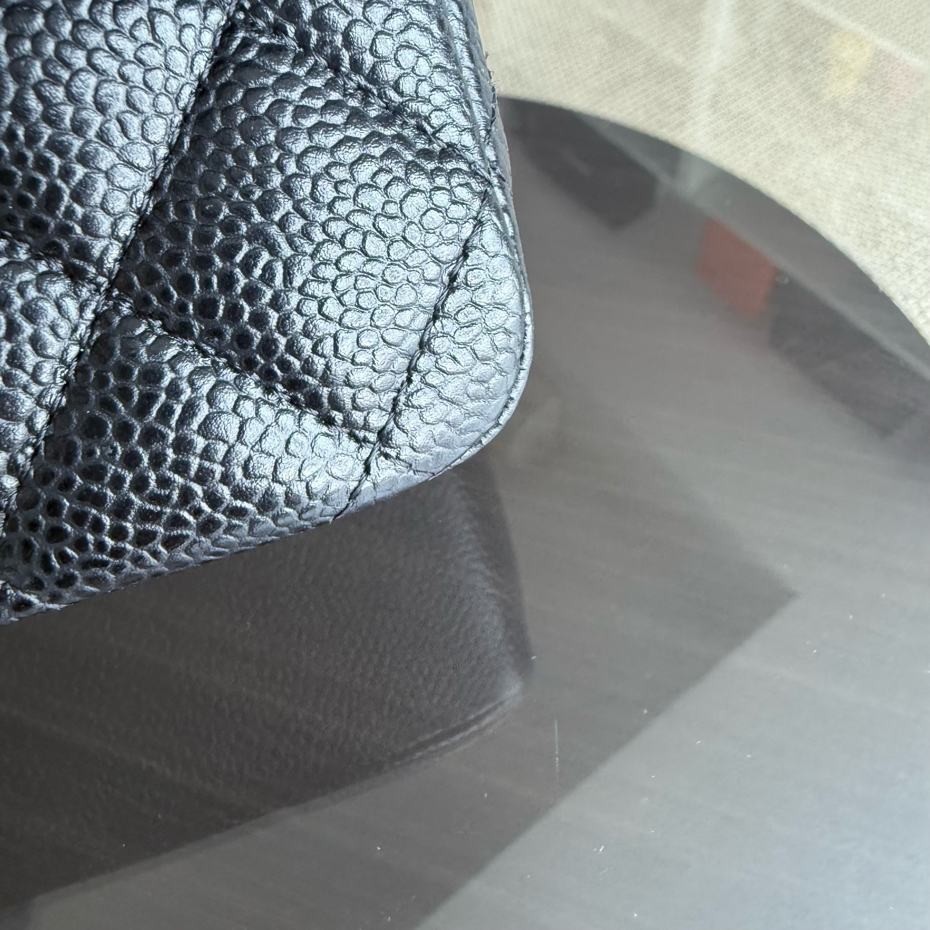 Chanel Classic Flap Medium - Caviar 25CM Quilted Black Gold Hardware Series 27