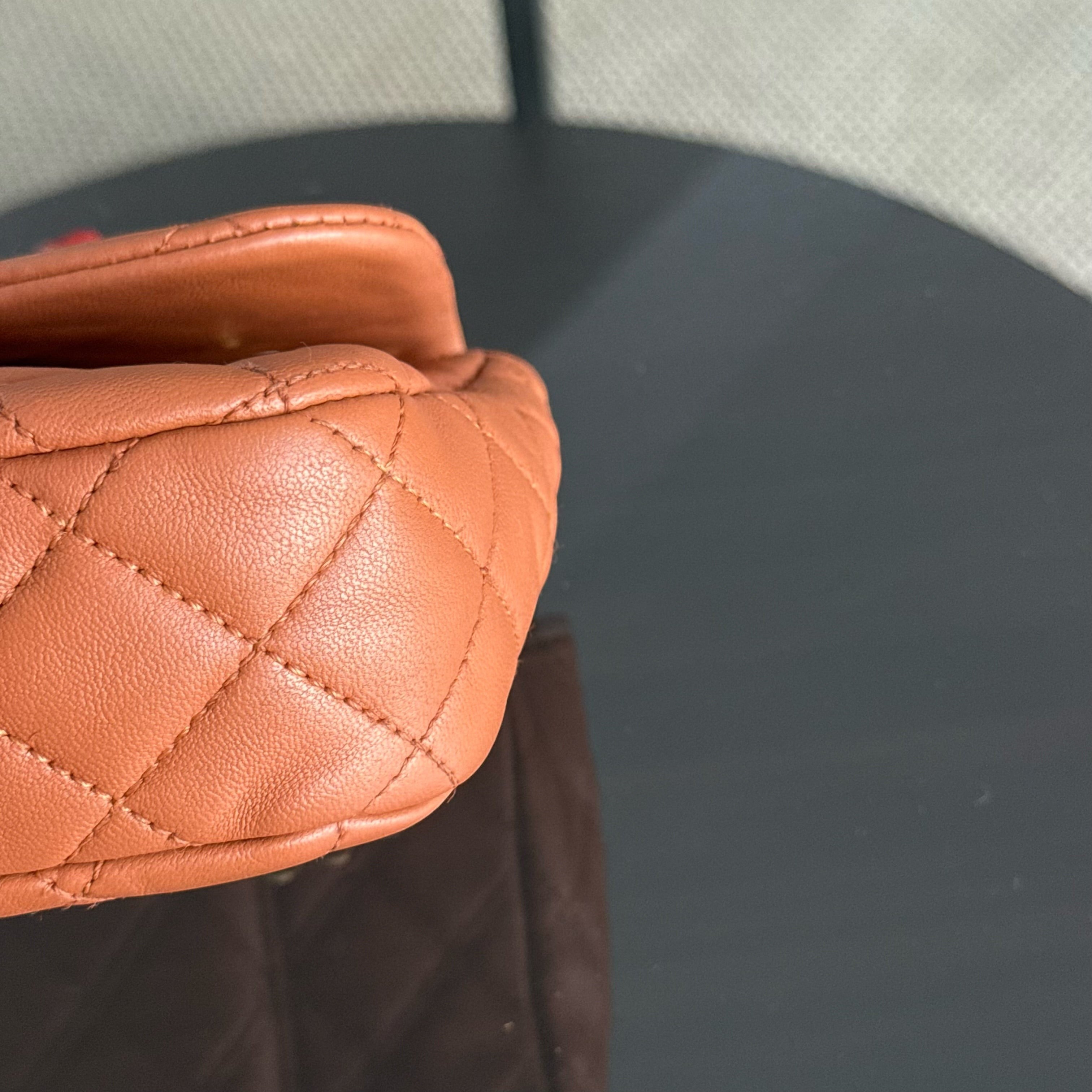 Chanel Classic Flap Medium - Special Valentine Edition 25CM Quilted Lambskin Red Gold Hardware Series 14