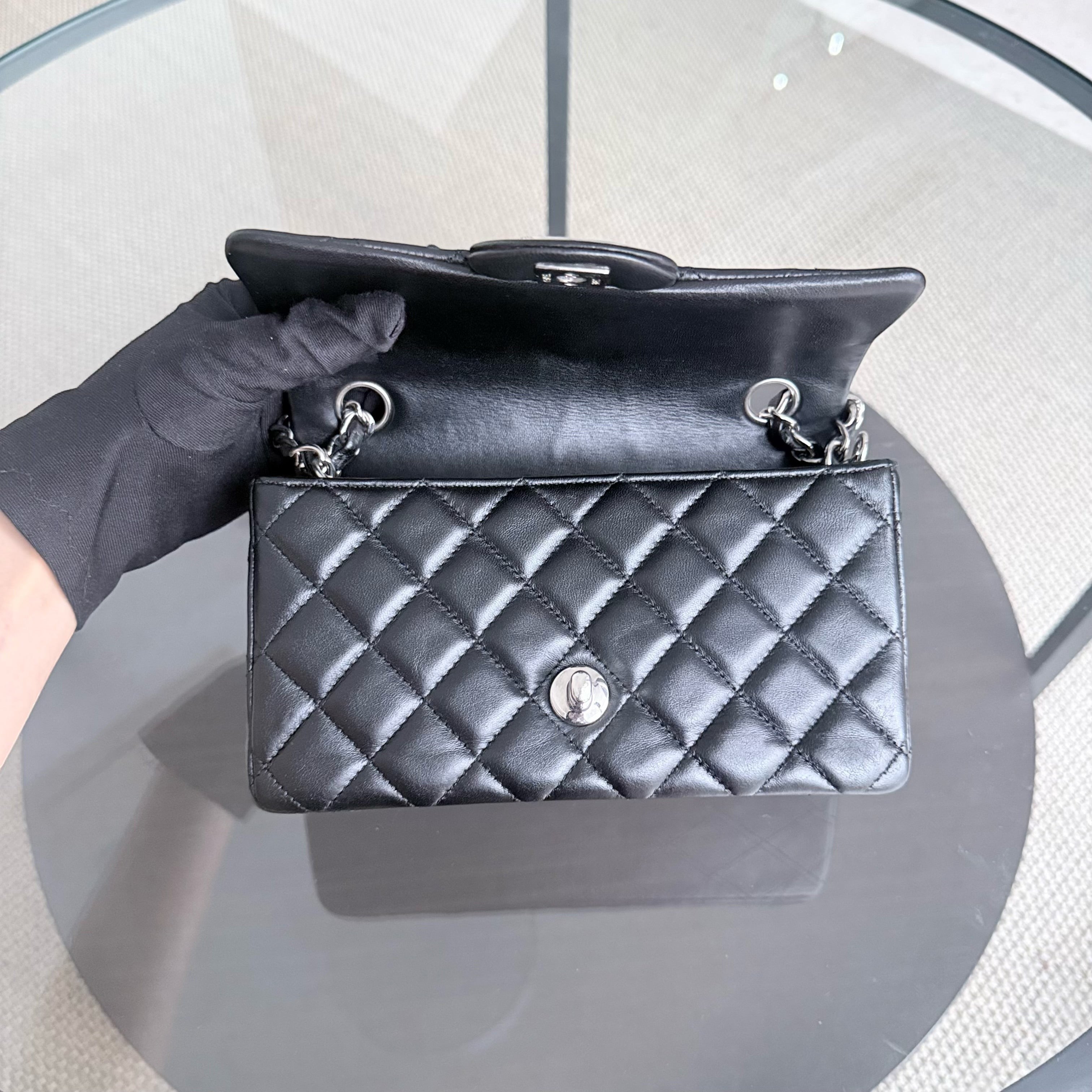 Chanel Classic Flap Mini - 20CM Quilted Lambskin Black Silver Hardware Series 24